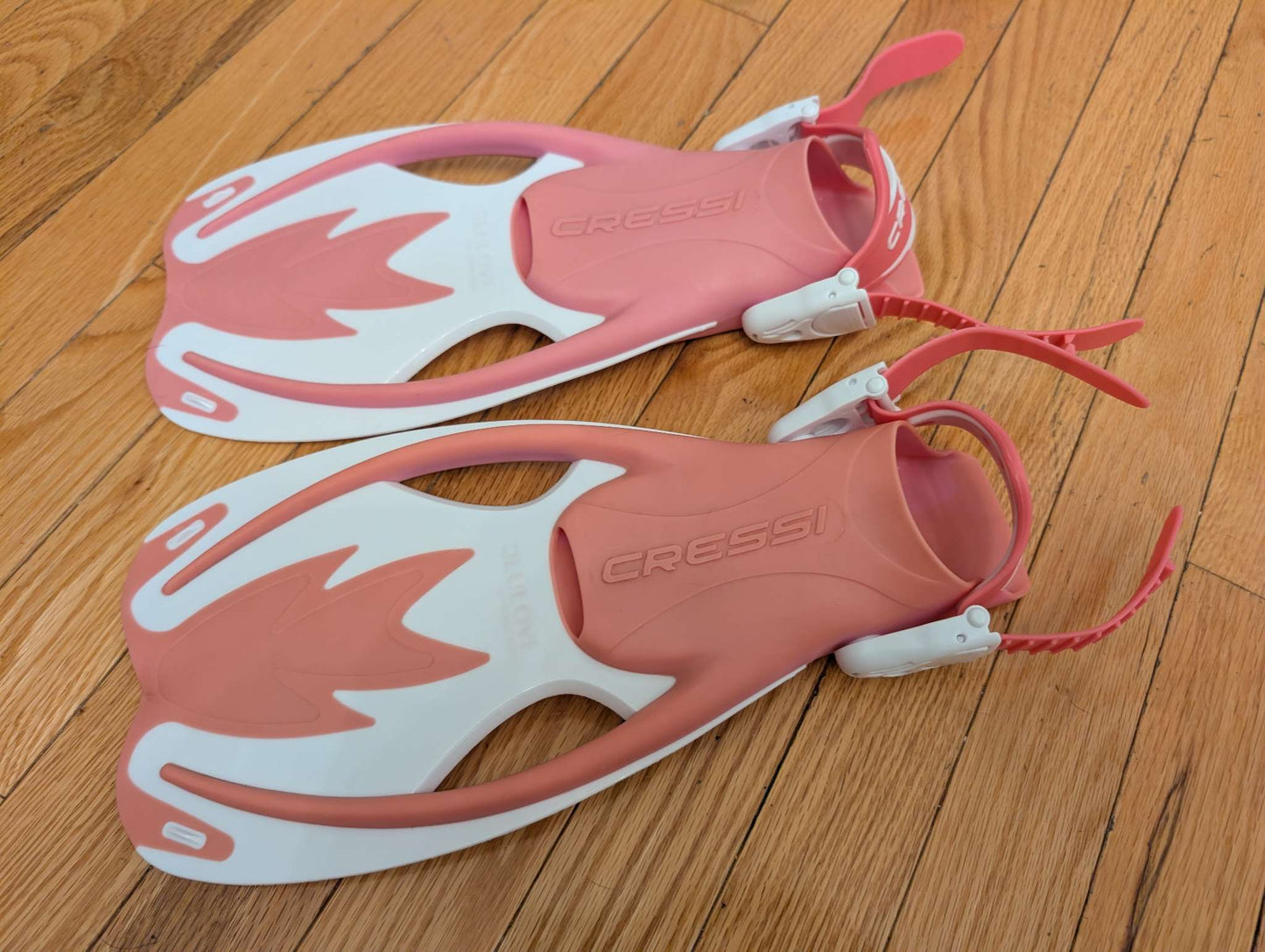 Cressi Snorkeling Fins - Size S/M (US Kid 9.5-13.5) Pink. Original price: $65