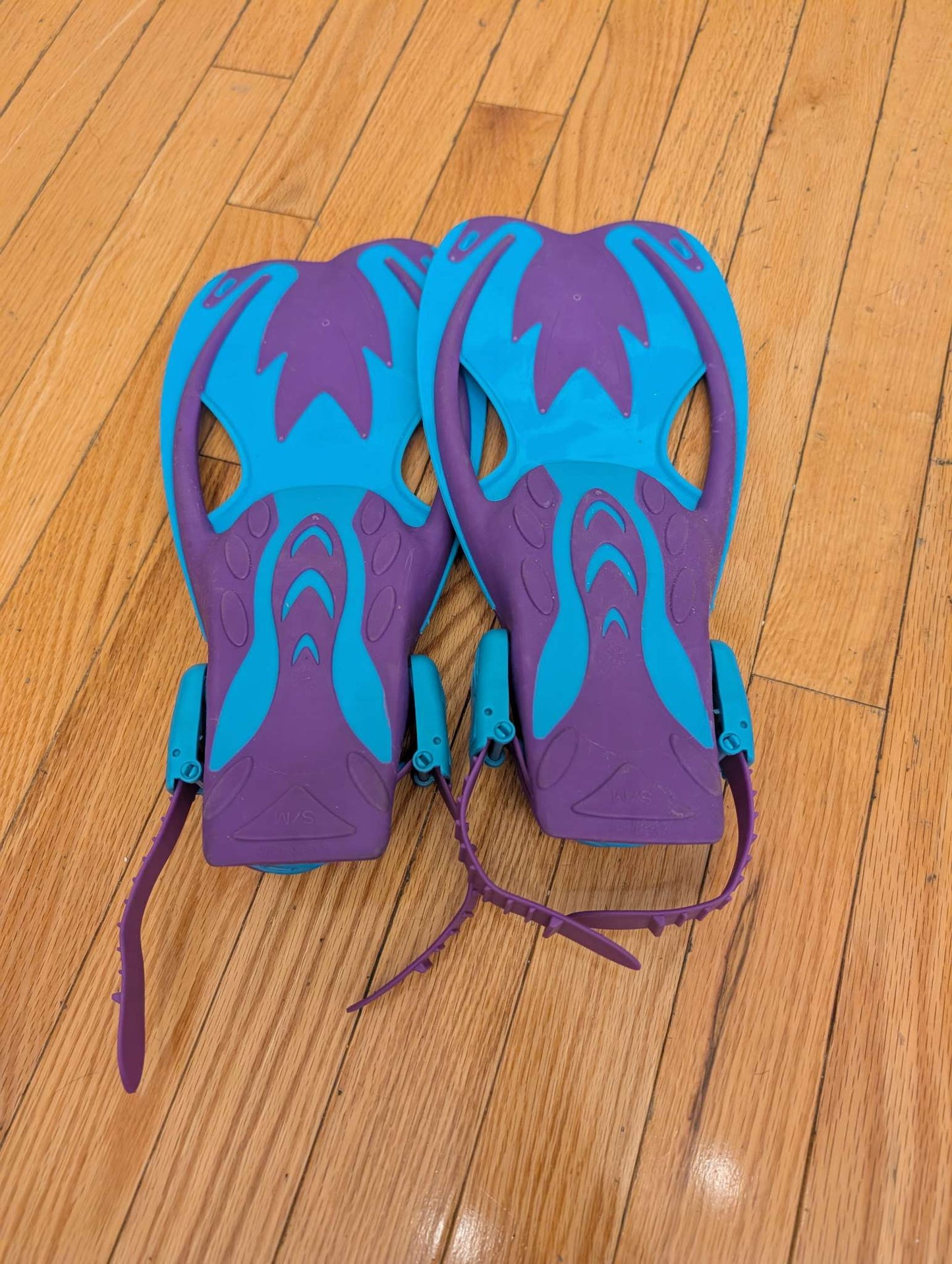 Cressi Snorkeling Fins - Small/Medium (US Kid 9.5-13.5) Purple and Blue