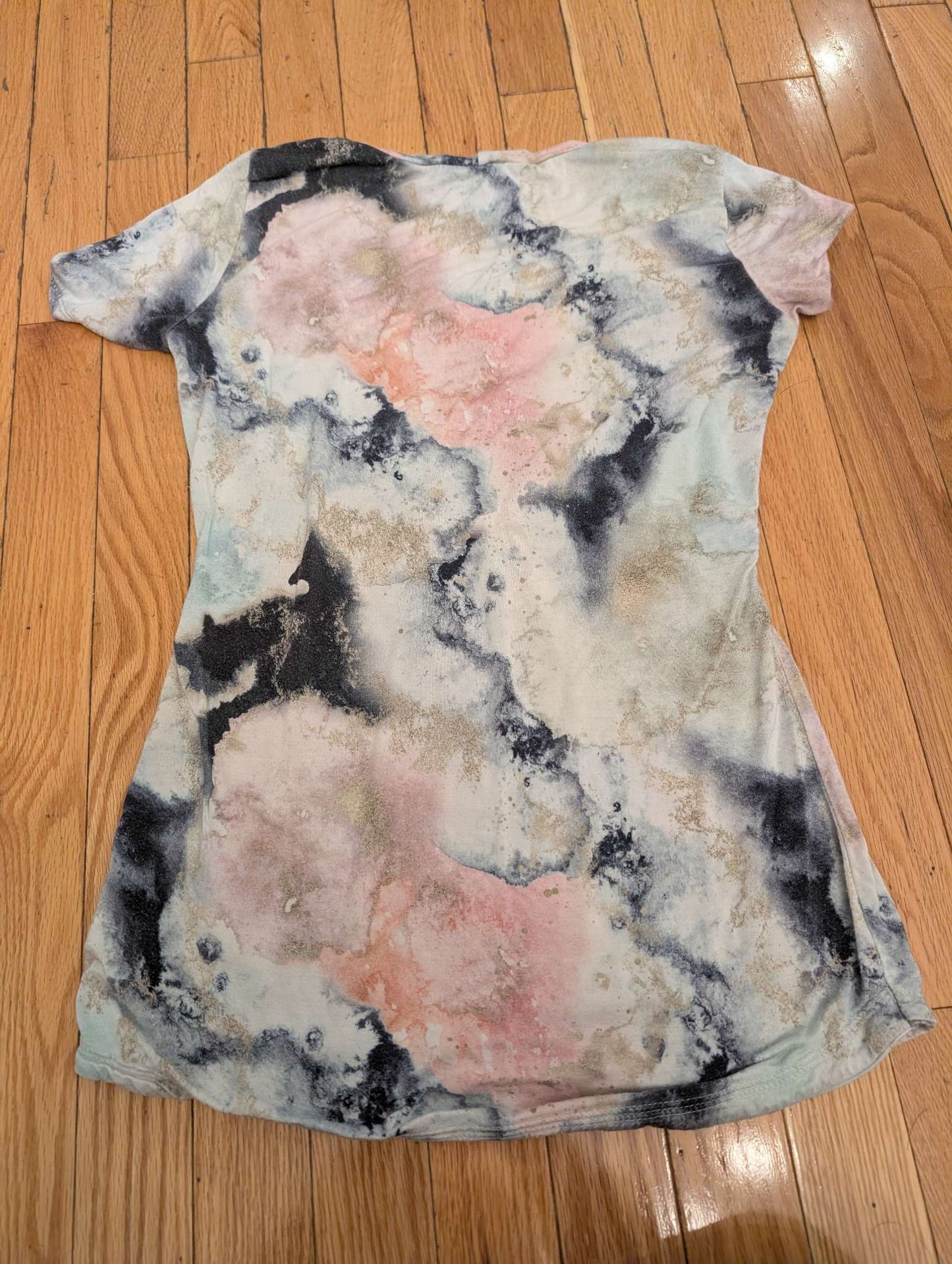 Tiny Tims Bamboo Nursing Tee with lift up panel. XS, Maternity XS (0-2)