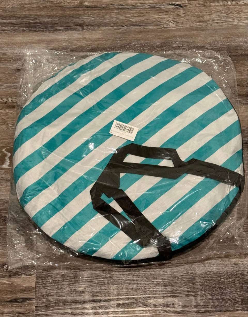 Pop up beach tent - Brand New. MSRP $50
