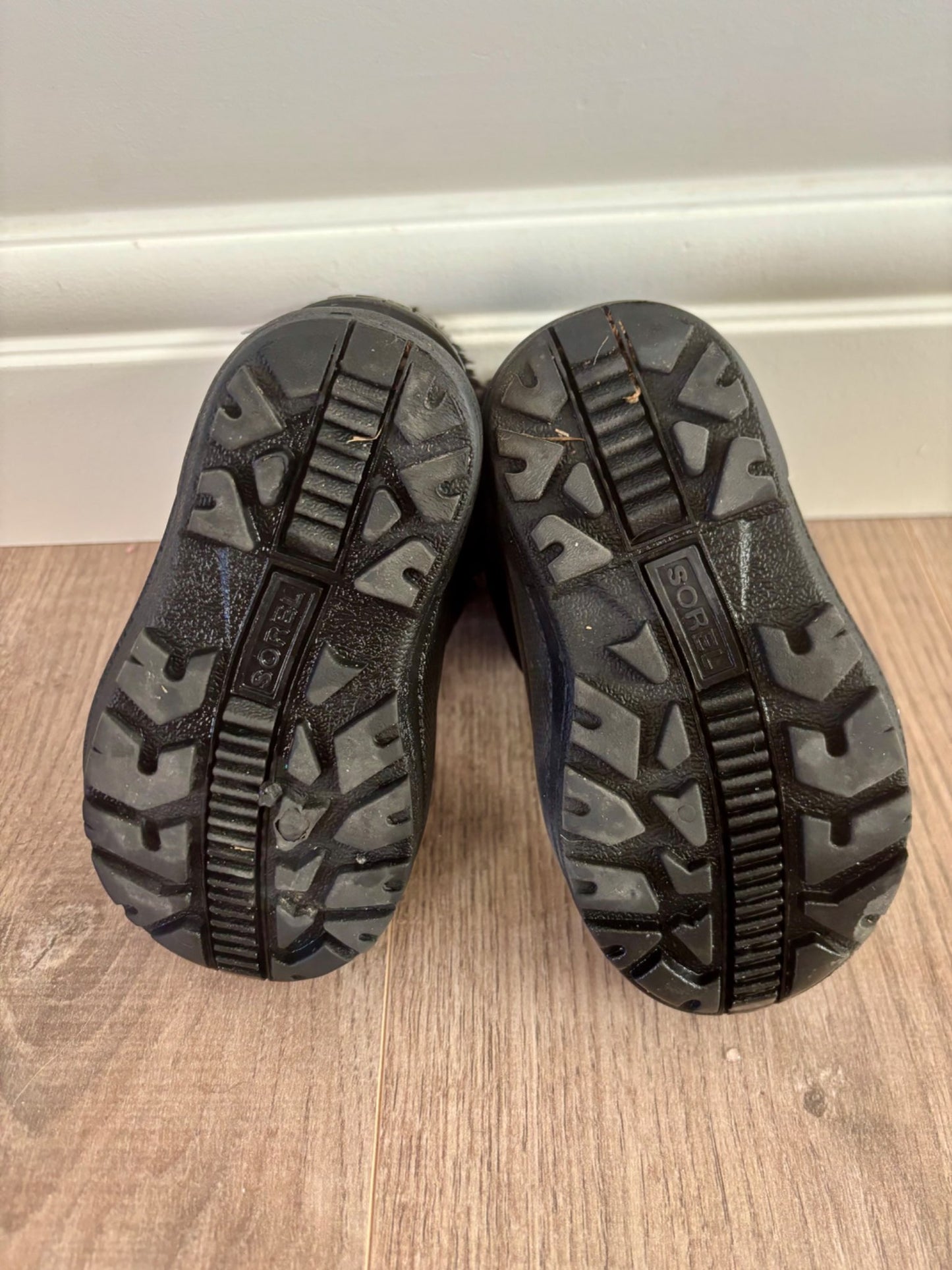Black Sorel Winter Boots, Toddler size 8, Shoes 8 (Toddler:2-4yr)
