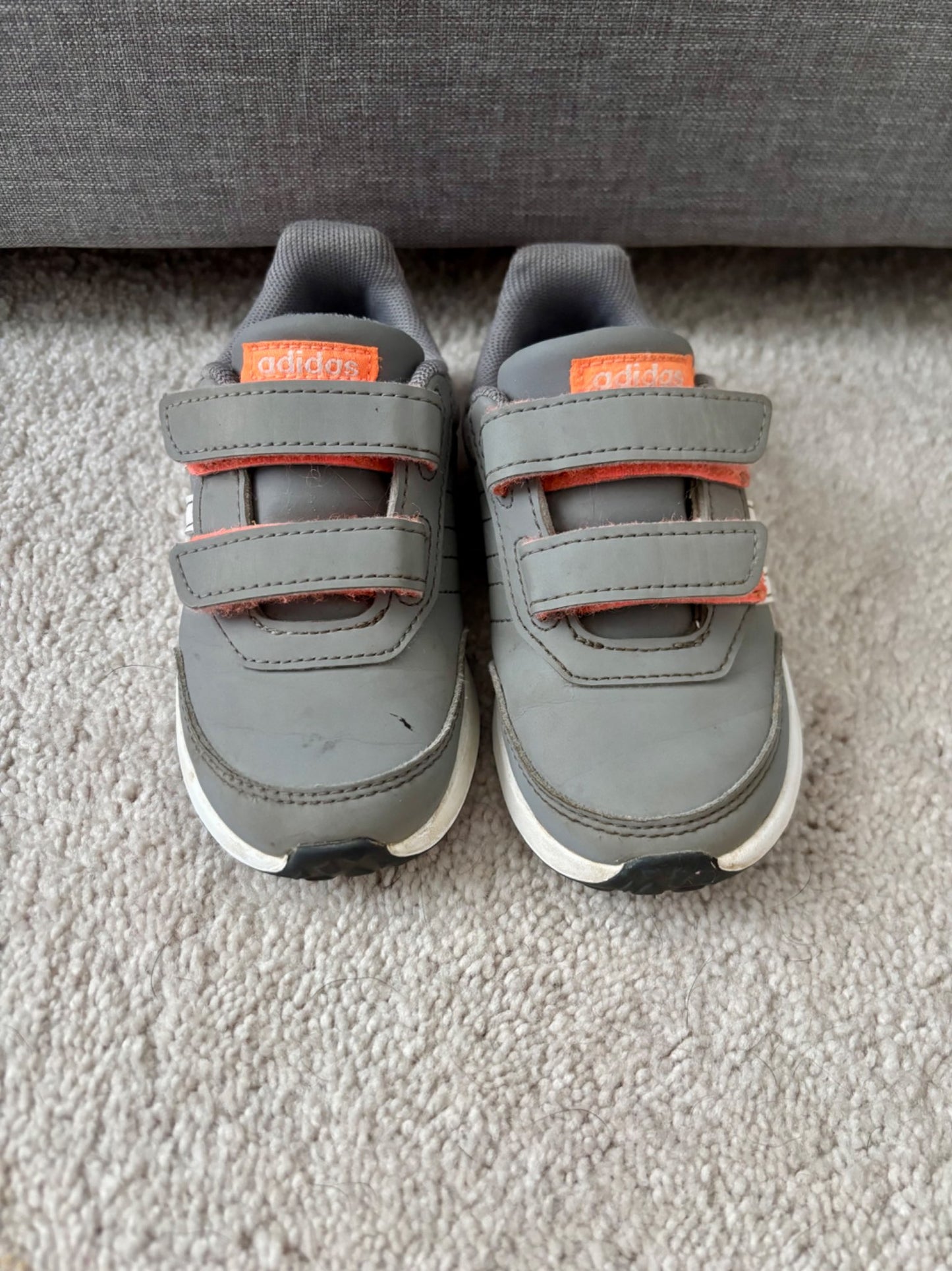 Toddler Adidas Velcro Sneakers, Size 8, Grey, Shoes 8 (Toddler:2-4yr)