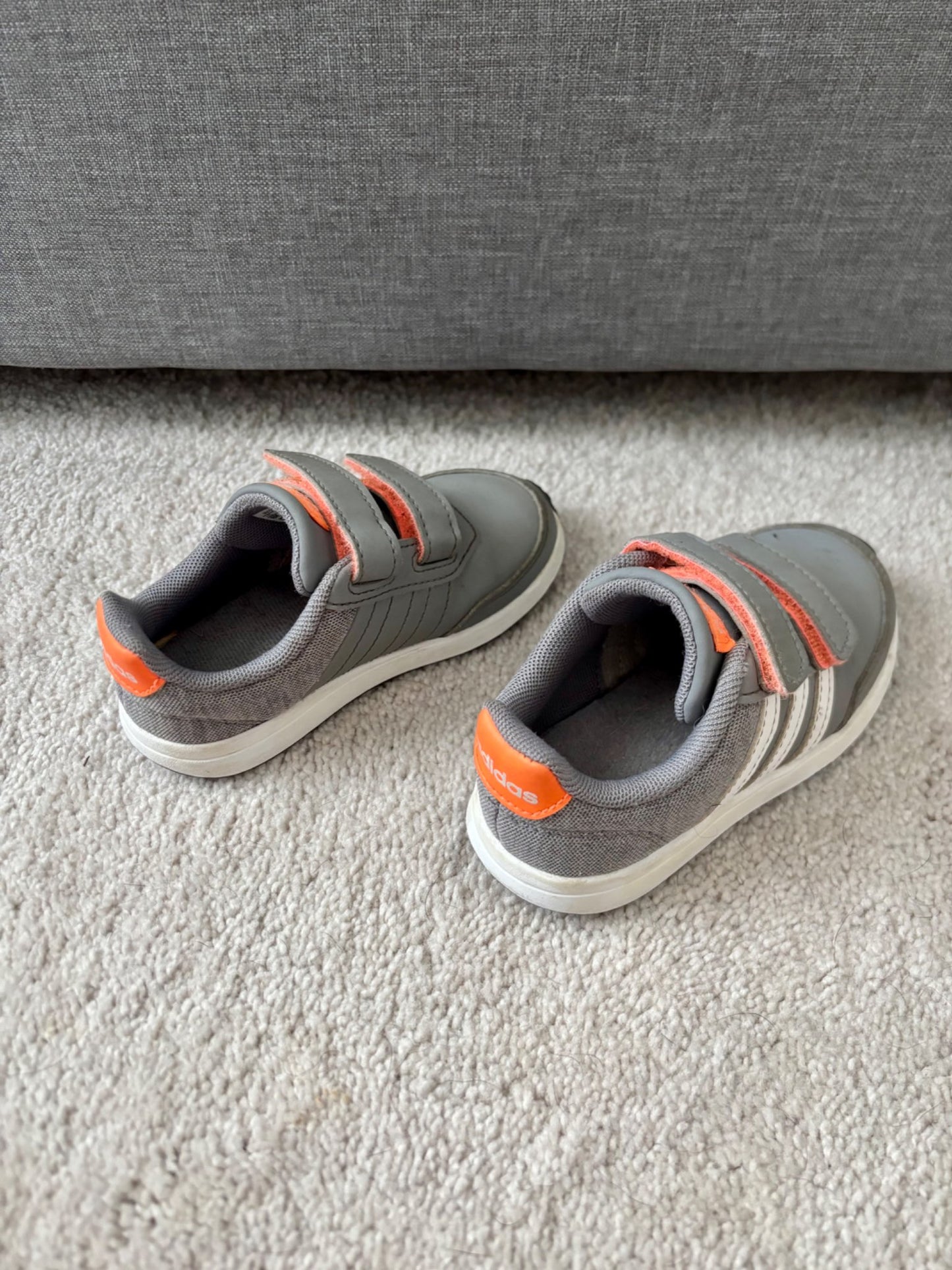 Toddler Adidas Velcro Sneakers, Size 8, Grey, Shoes 8 (Toddler:2-4yr)