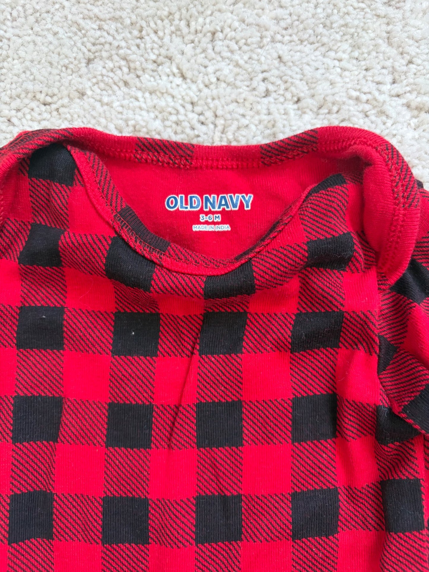 Shortsleeve + longsleeve onesie bundle, 3-6m, Old Navy, Carters, Joe fredh, Kids 6 Month (3-6M)