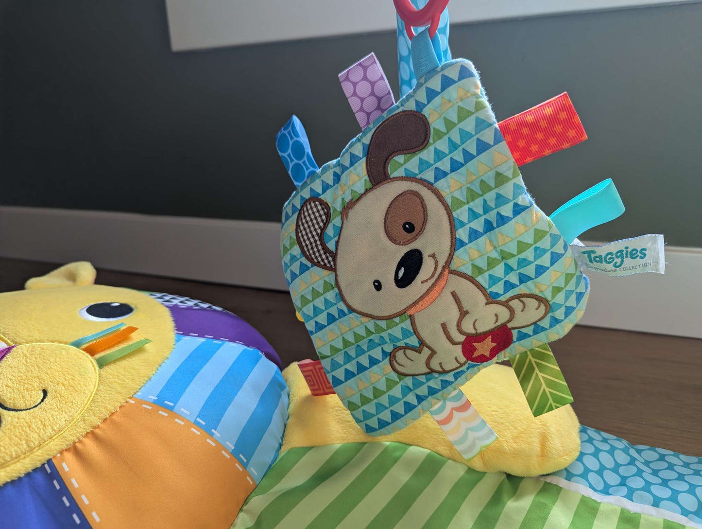 Bright Starts - My Loveable Lion Activity Mat: MRSP $49.95 CAD