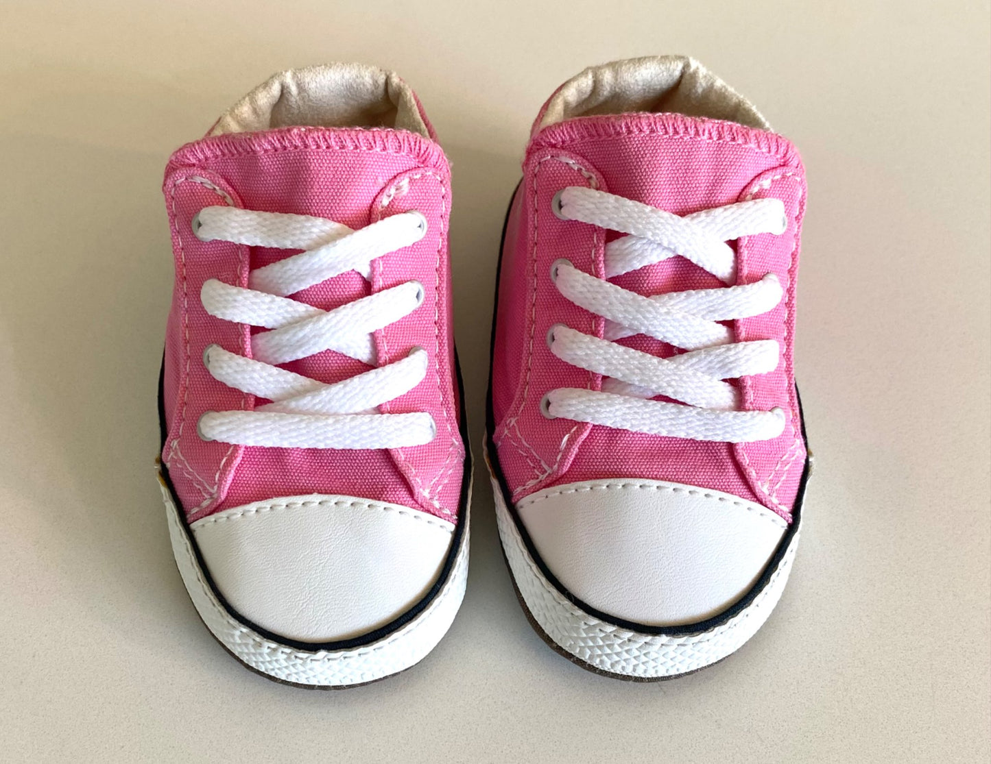 Converse Shoes Size 4, Shoes 4 (Baby: 0-12 mth)