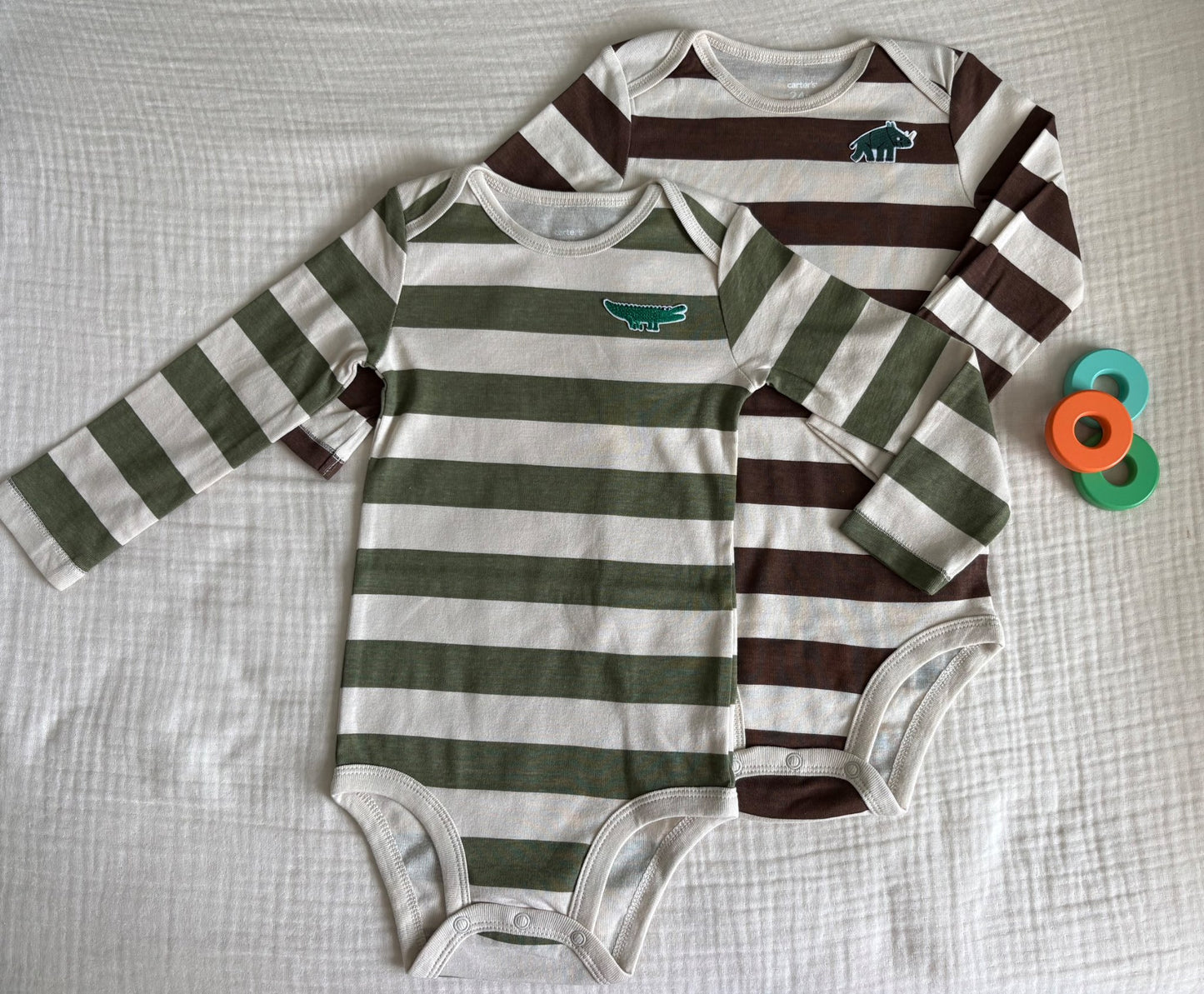 24 Months Unisex Long Sleeved Onesies x2 *BNWT*, Kids 24 Month (18-24M)