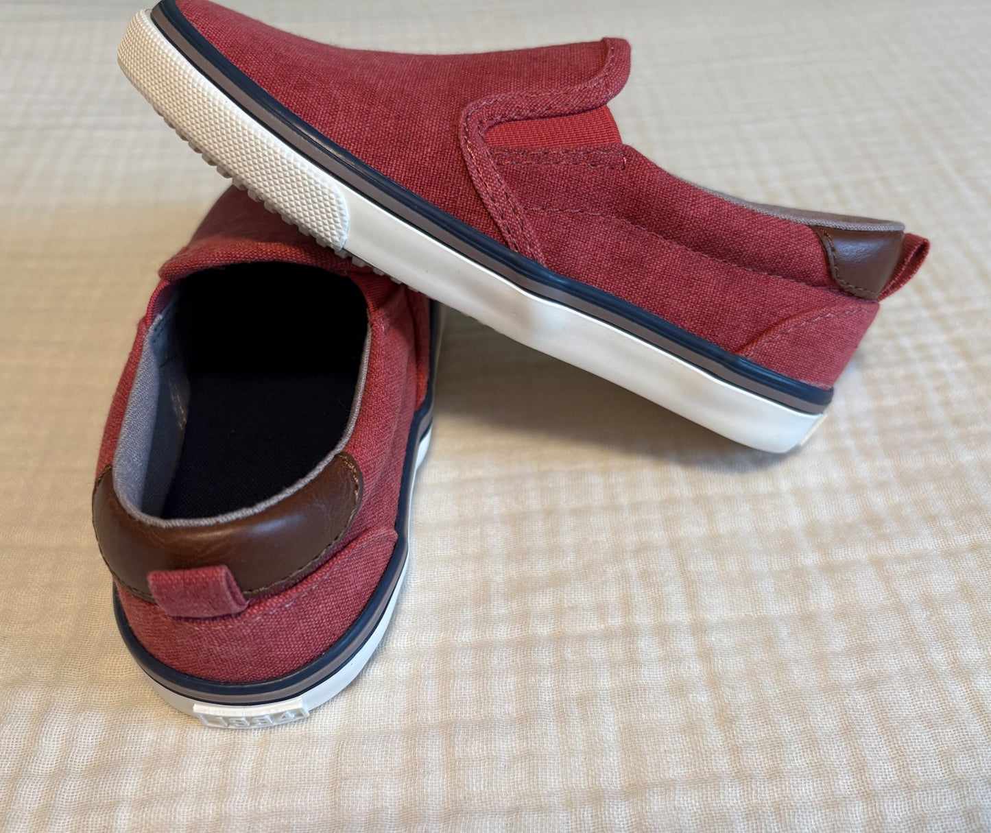 Old Navy Toddler Size 9 Canvas Shoes *NWOT*, Shoes 9 (Toddler:2-4yr)