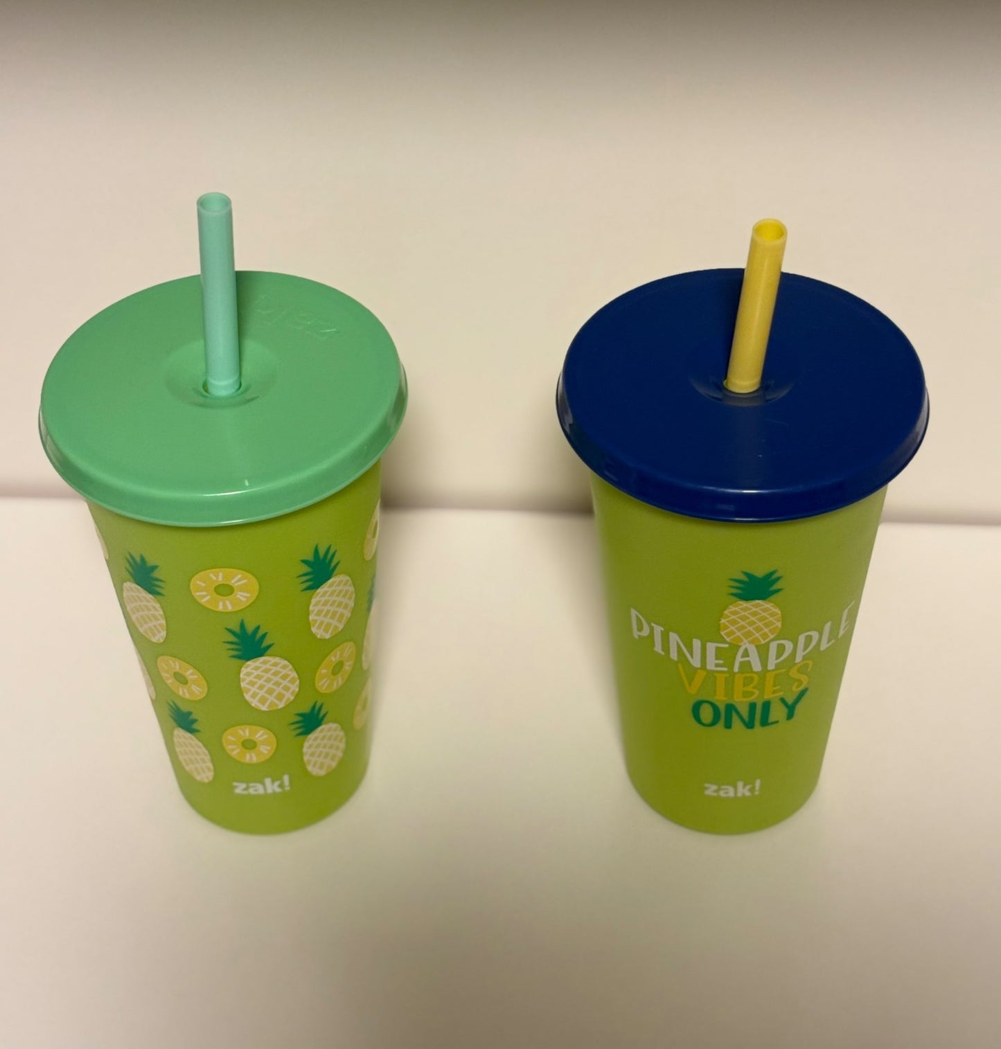 Zak! Pineapple Themed Colour Changing 25 Oz Tumblers (x2) *BRAND NEW*