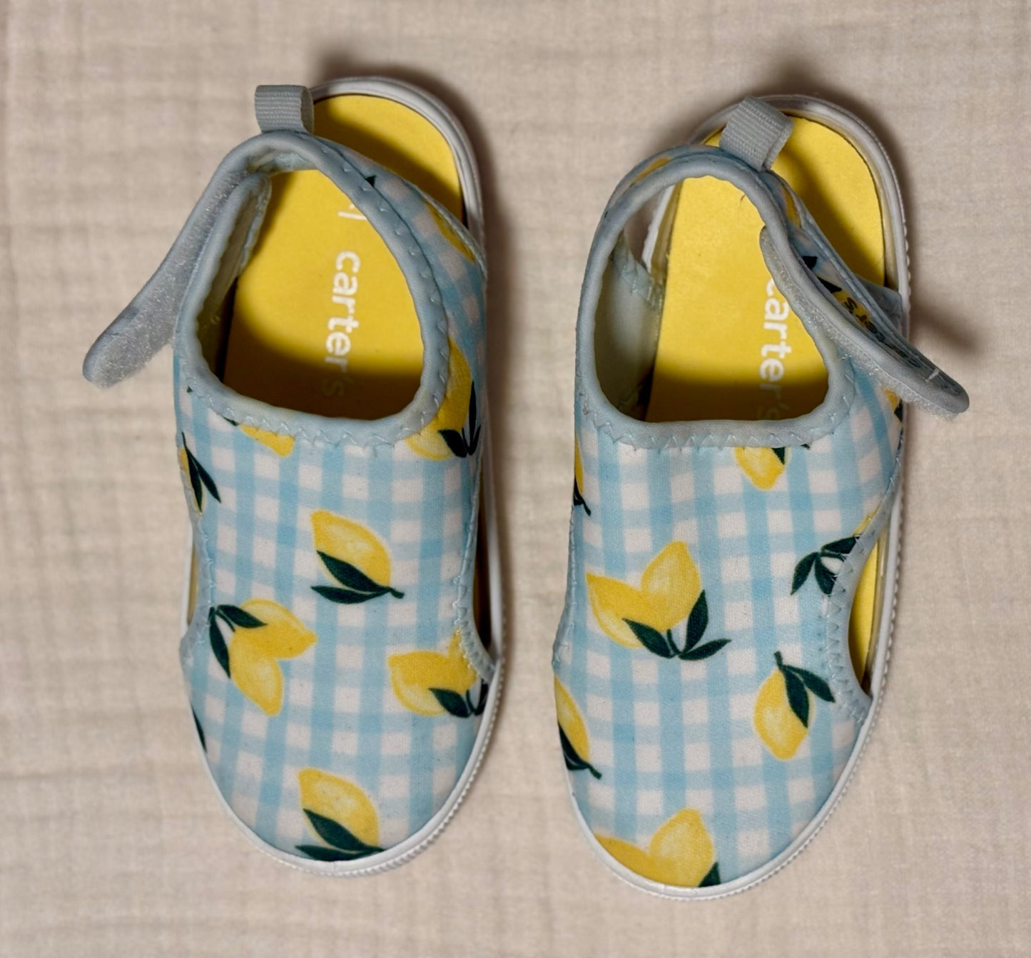 Carter’s Size 9 Toddler Girls Lemon Themed Swim/Sand Shoes , Shoes 9 (Toddler:2-4yr)