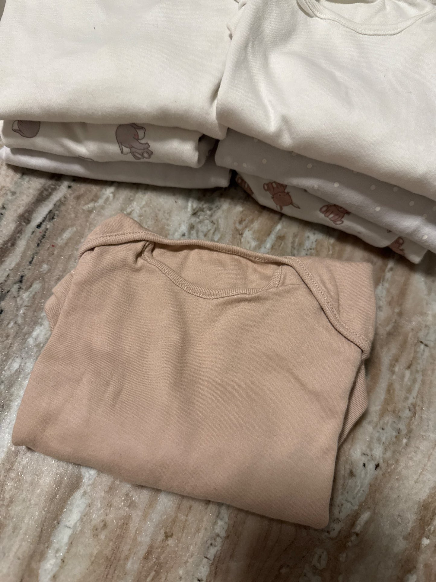 7 Primark long-sleeve baby bodysuits - SIZE: 24-36 months , Kids 2T