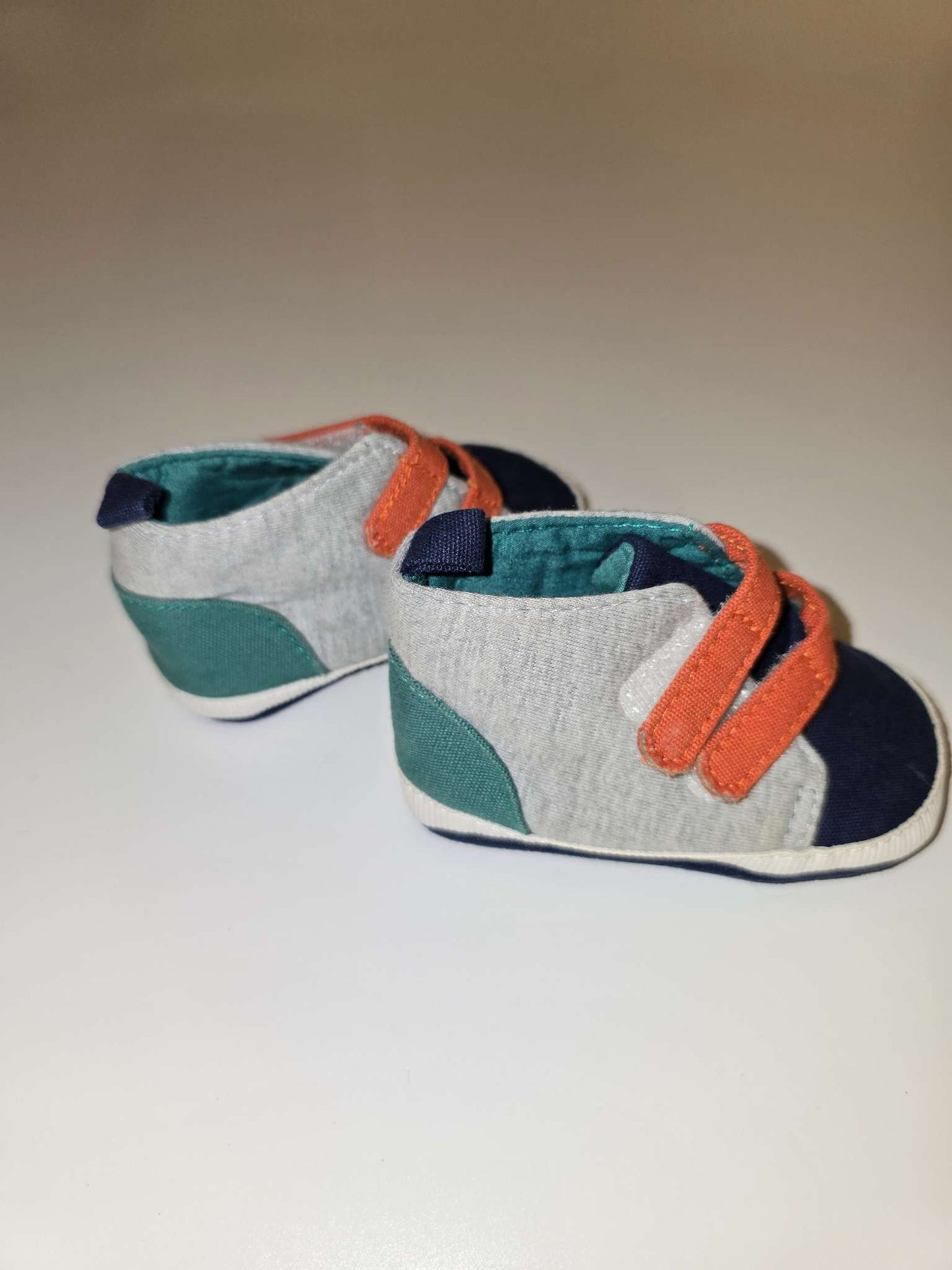 Set of 2 pair of shoes Carter's, Shoes .5 (Baby: 0-12 mth)