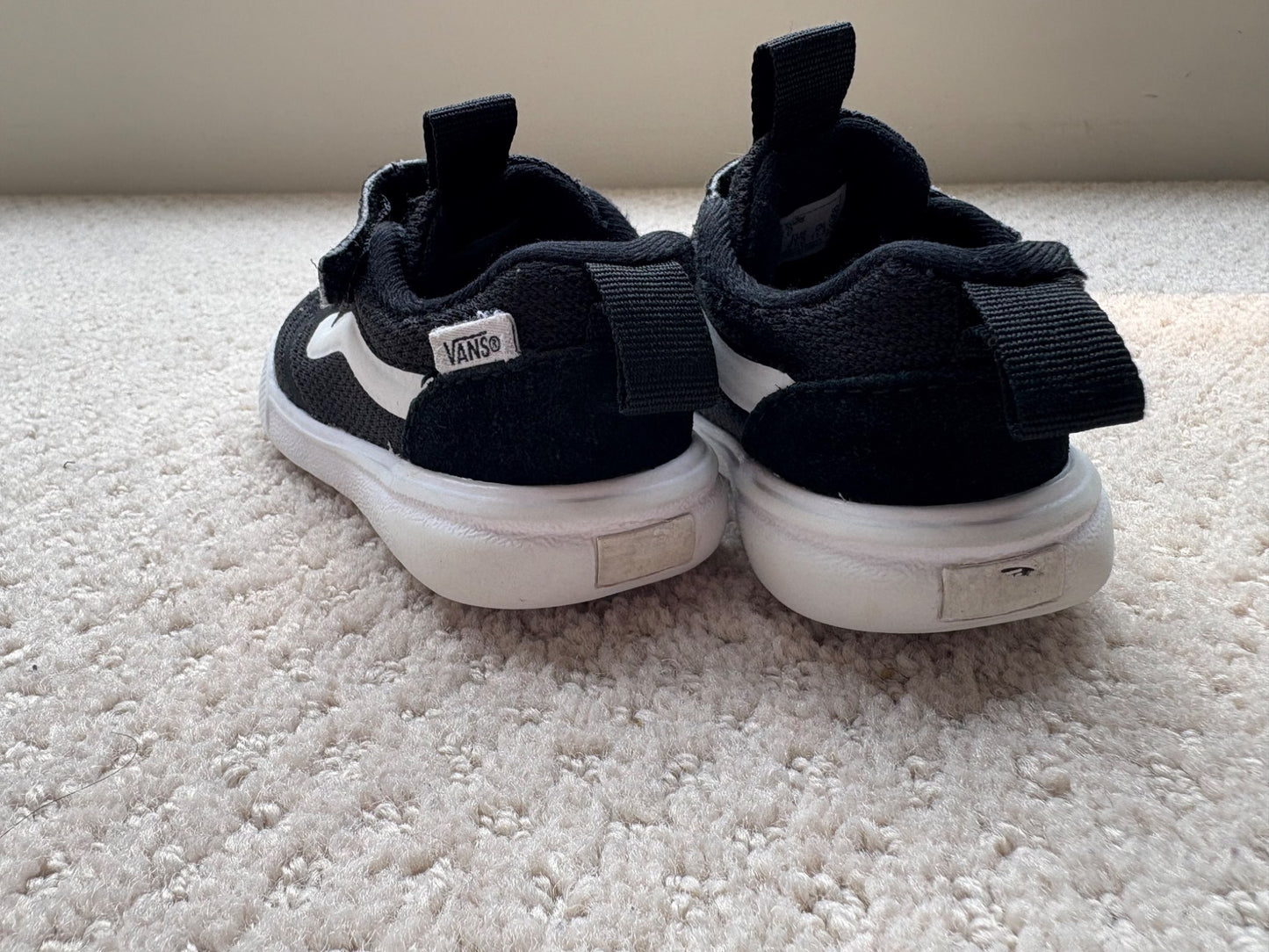 Vans - black and white Velcro runners, size 5, retail $55, Shoes 5 (Walkers:12-24 mth)