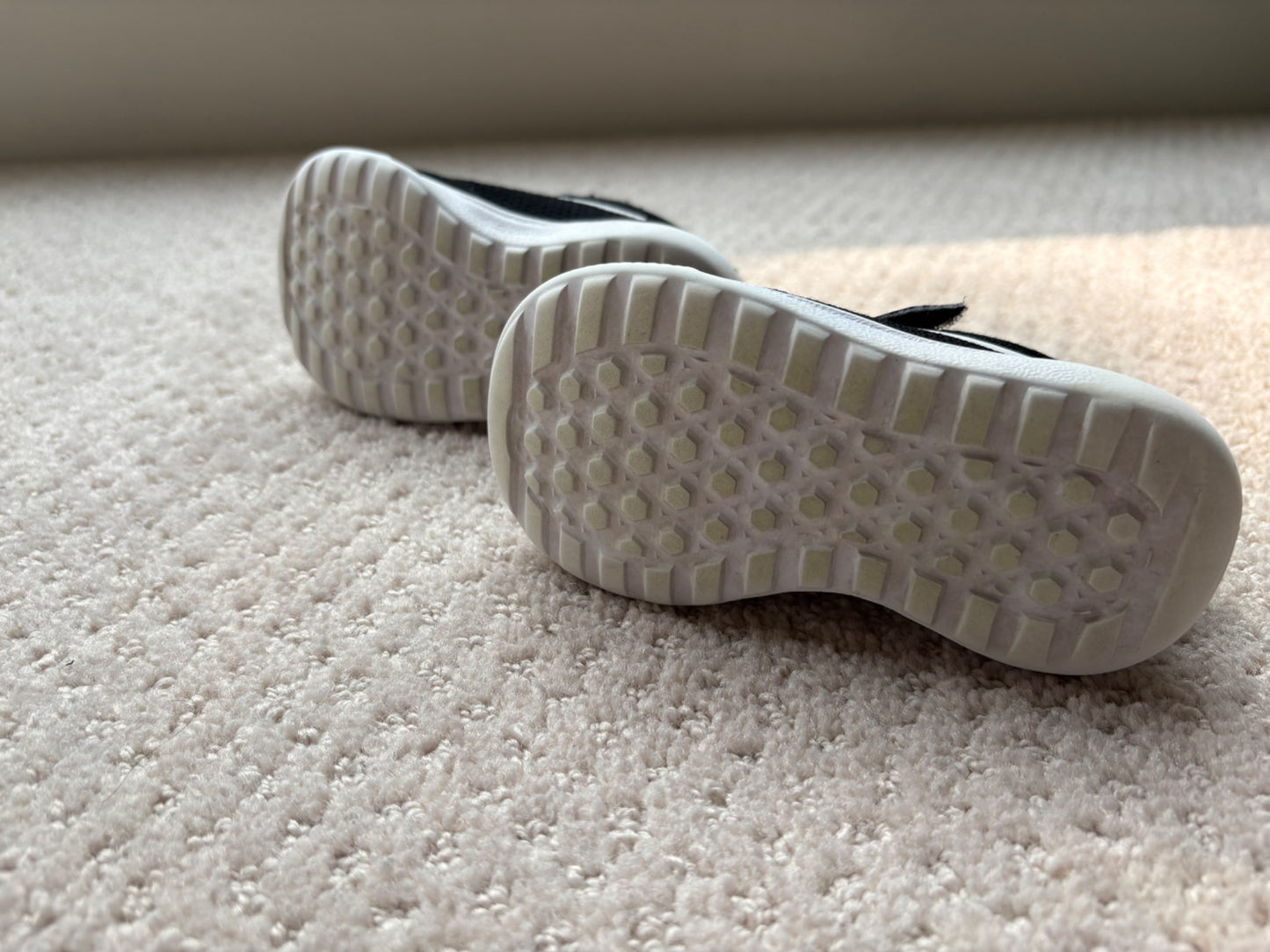 Vans - black and white Velcro runners, size 5, retail $55, Shoes 5 (Walkers:12-24 mth)