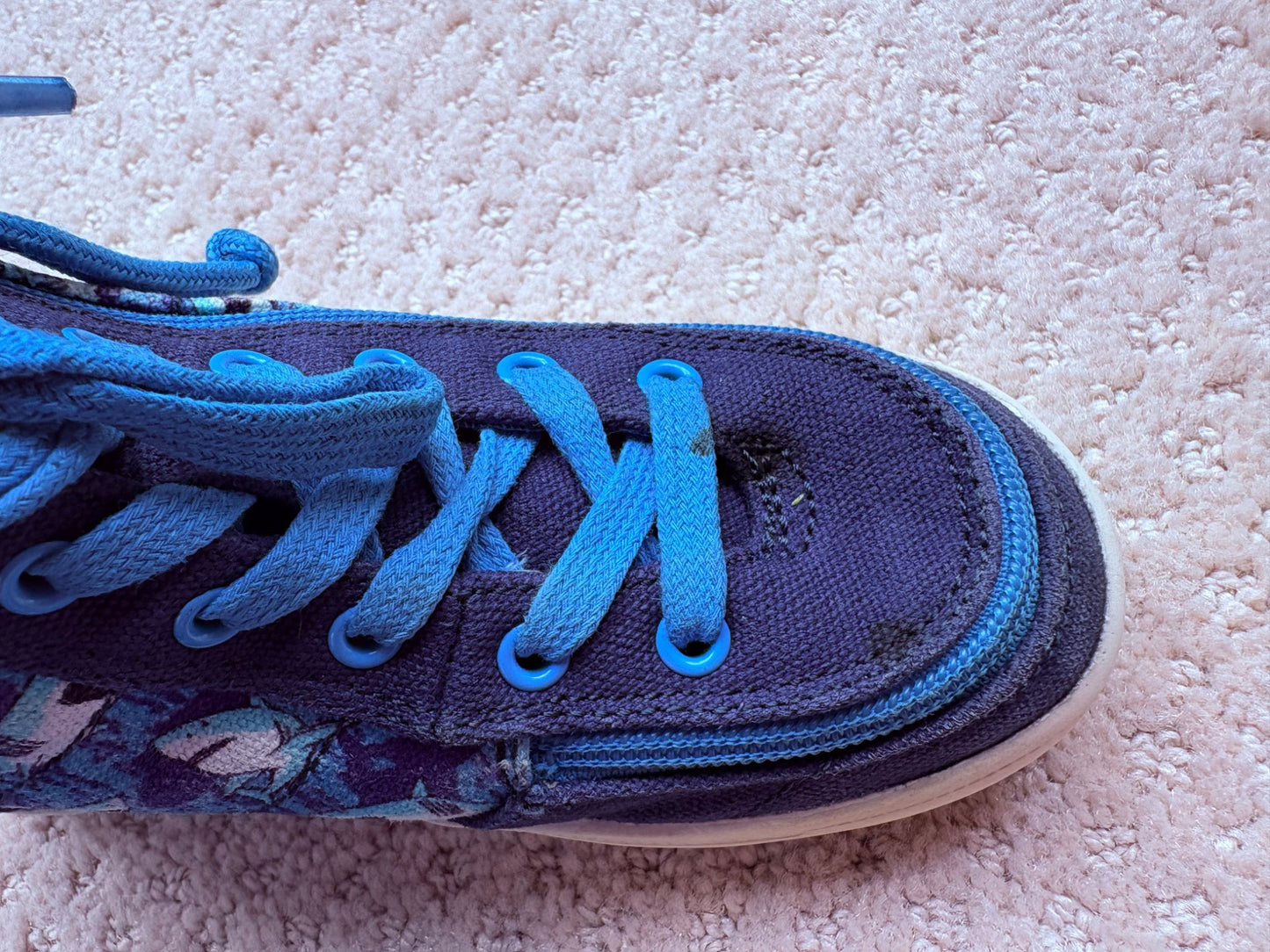 Billy - blue shark high tops with wrap around zipper, size 9, retail $80, Shoes 9 (Toddler:2-4yr)