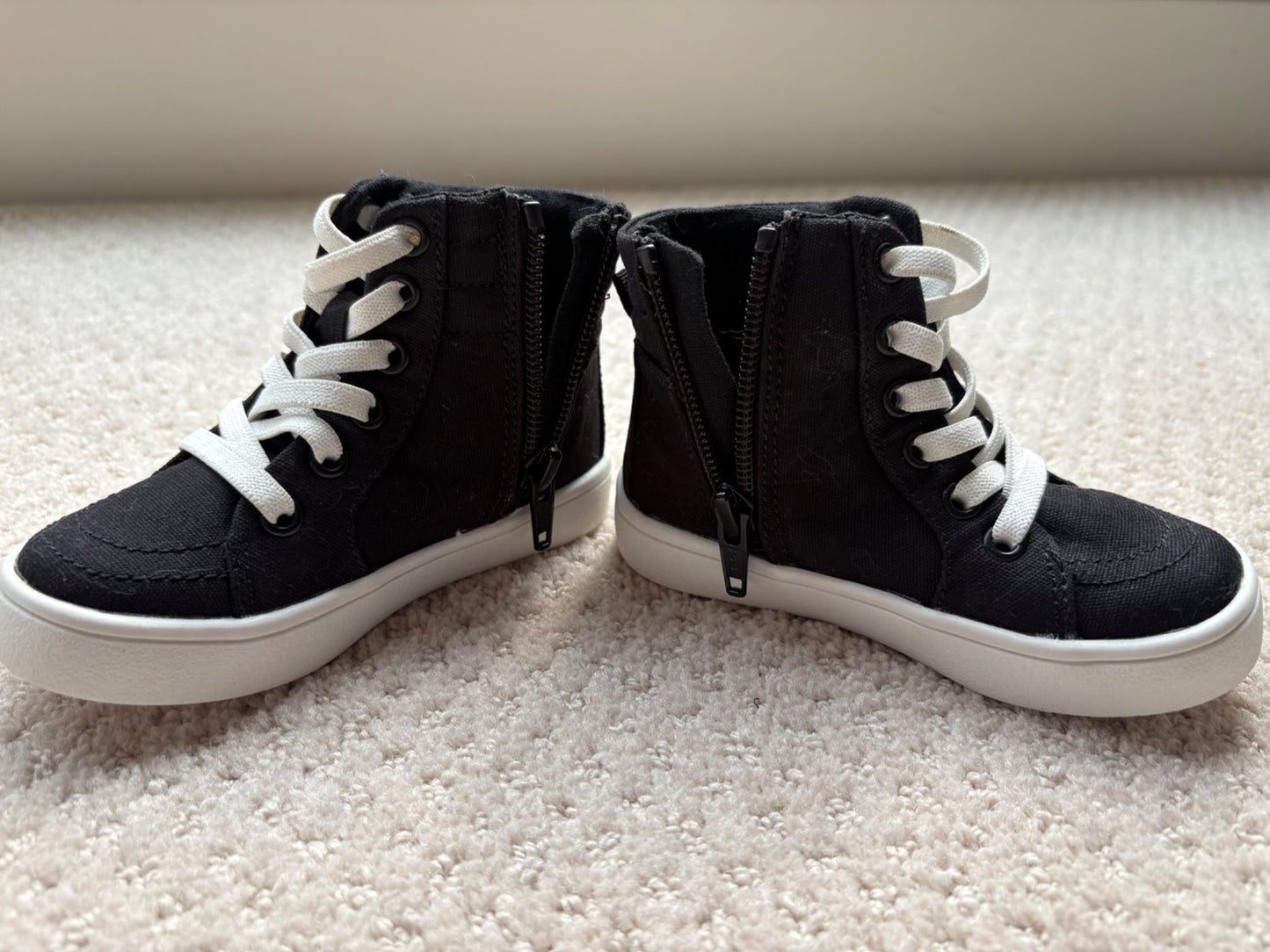 Gap - black cotton high tops, size 6, Shoes 6 (Walkers:12-24 mth)