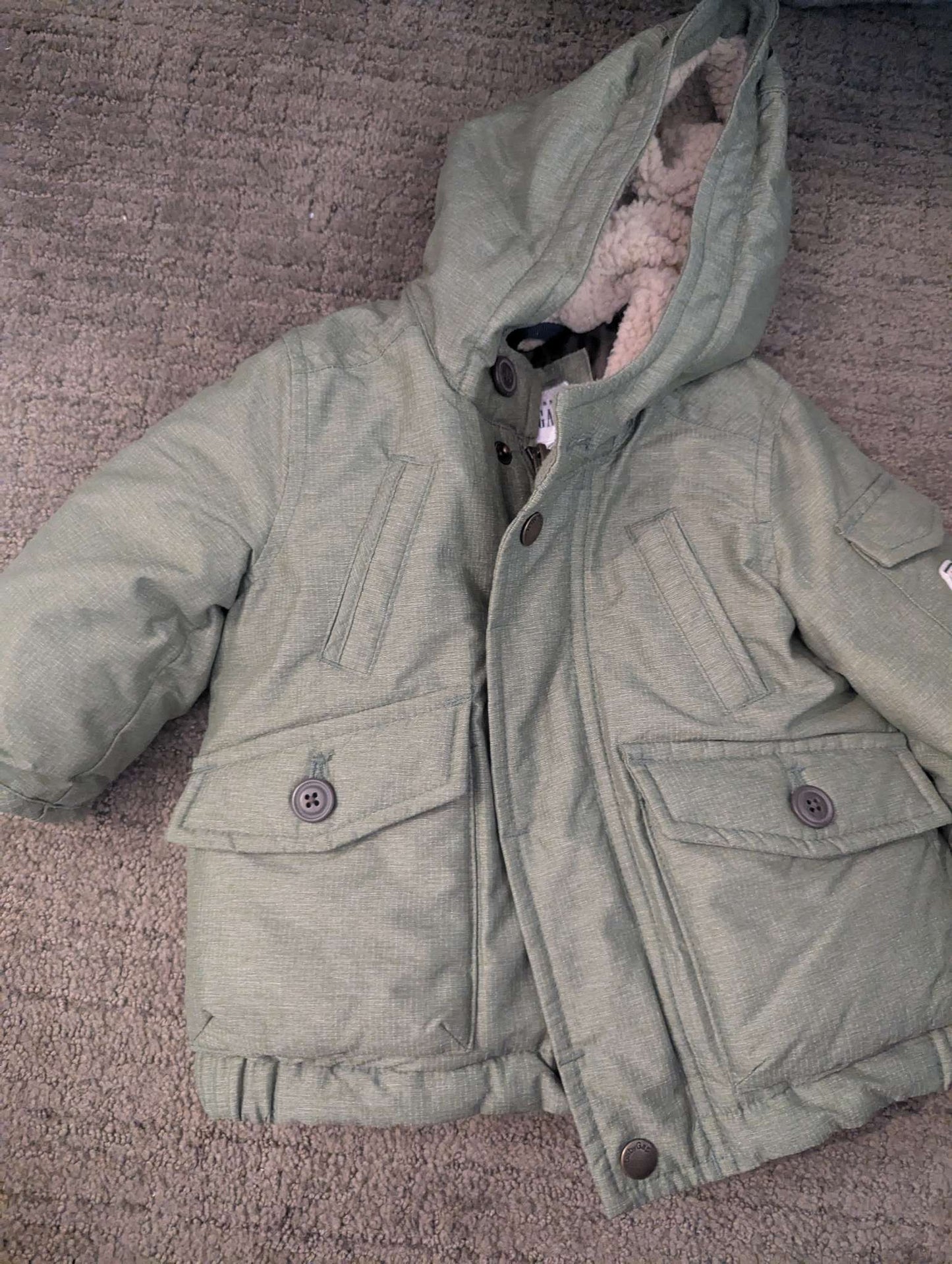 Baby Gap winter coat , Kids 12 Month (9-12M)