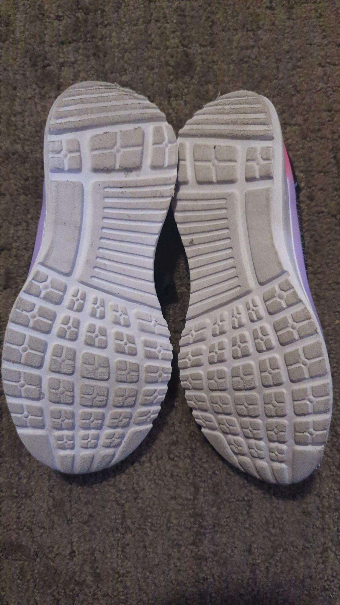 Memory foam casual shoes/runners , Shoes 13 (Kids:4-8yr)