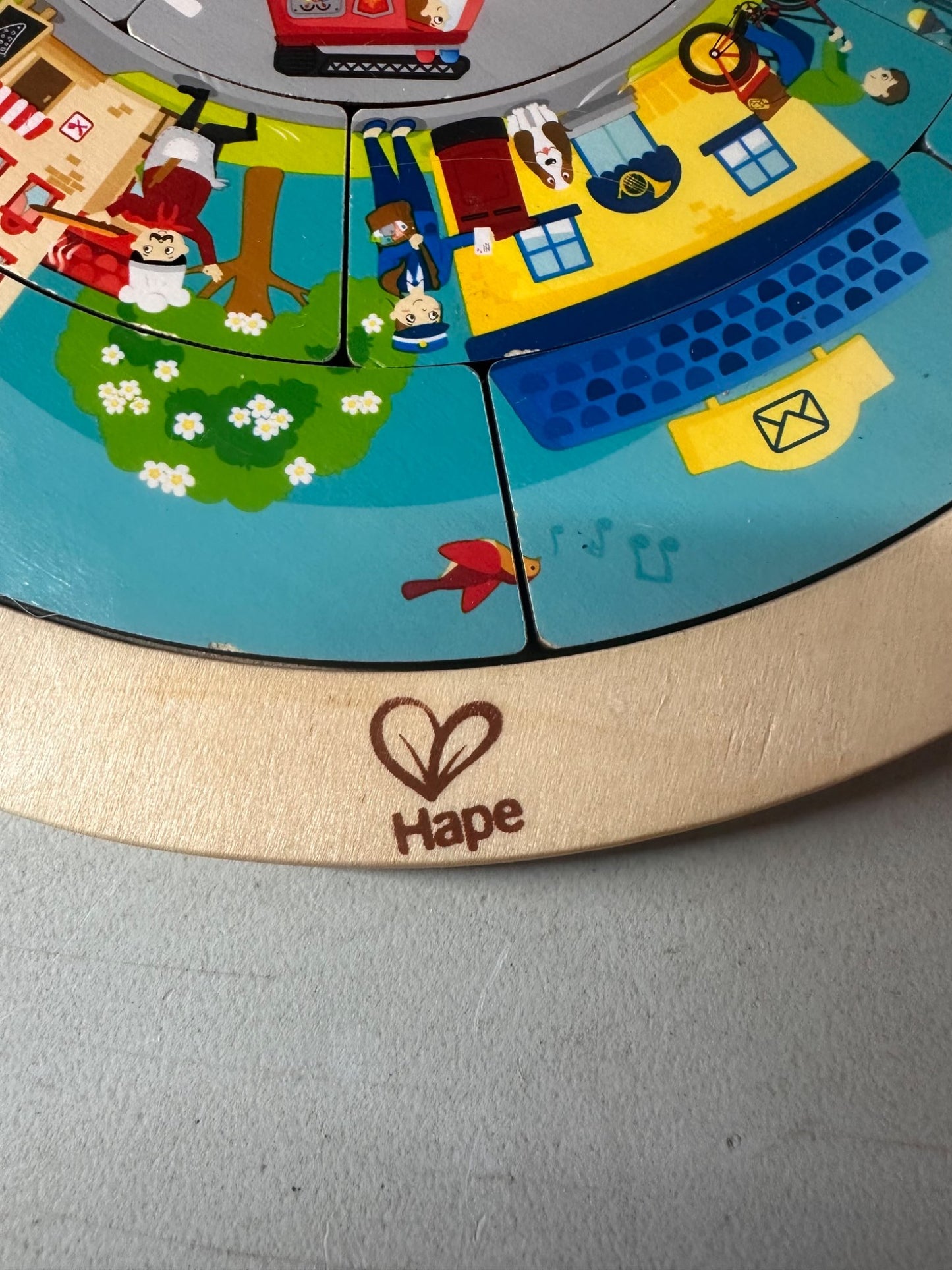 Hape Jobs Roundabout puzzle