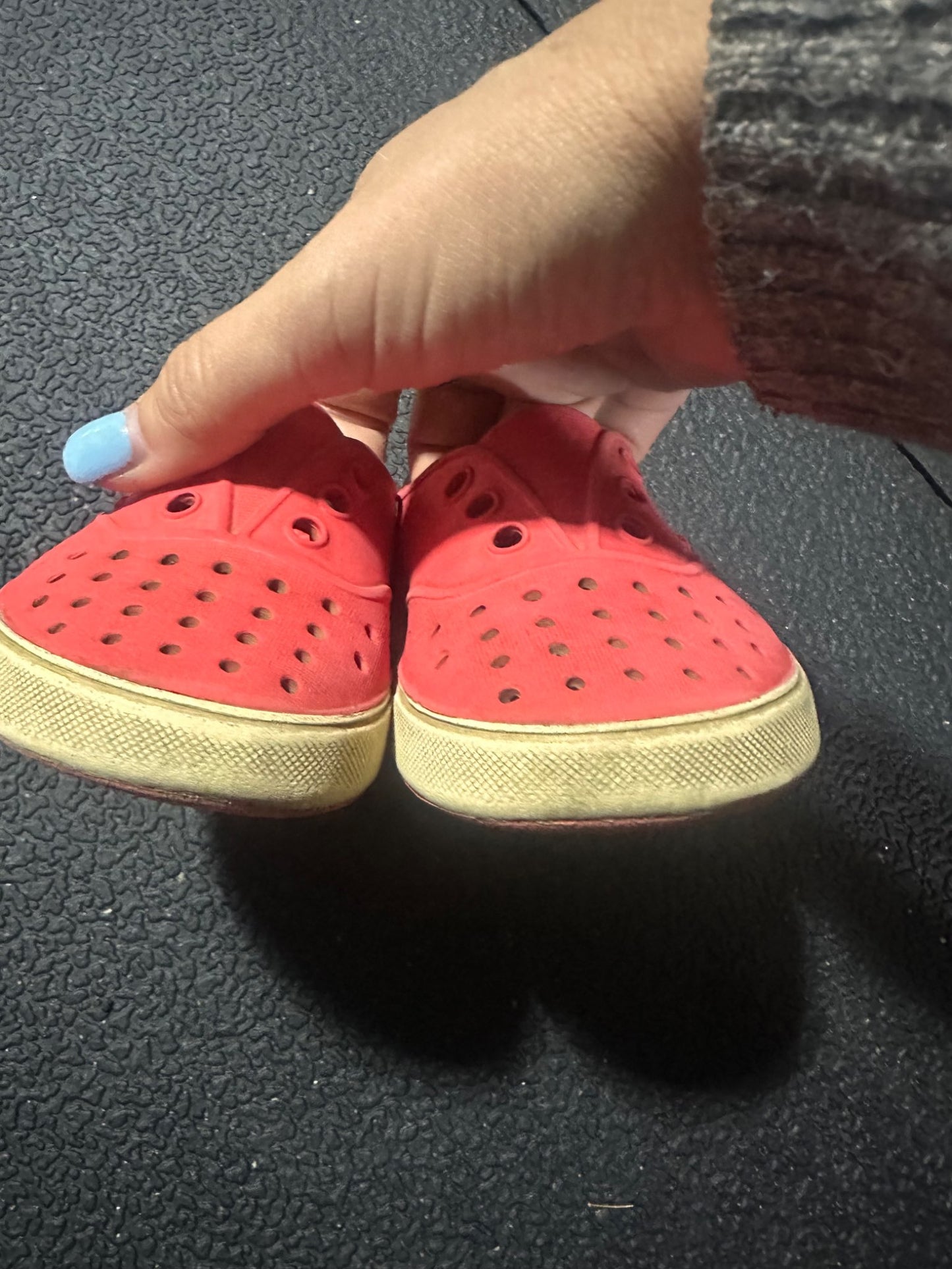 Native shoes size 5, Shoes 5 (Walkers:12-24 mth)