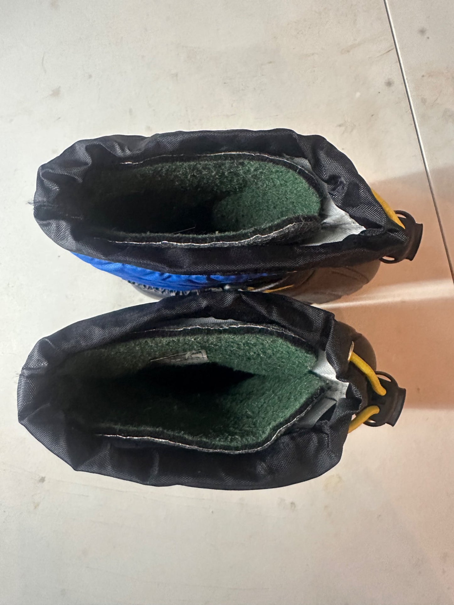 Sorel boots size 10, Shoes 10 (Toddler:2-4yr)