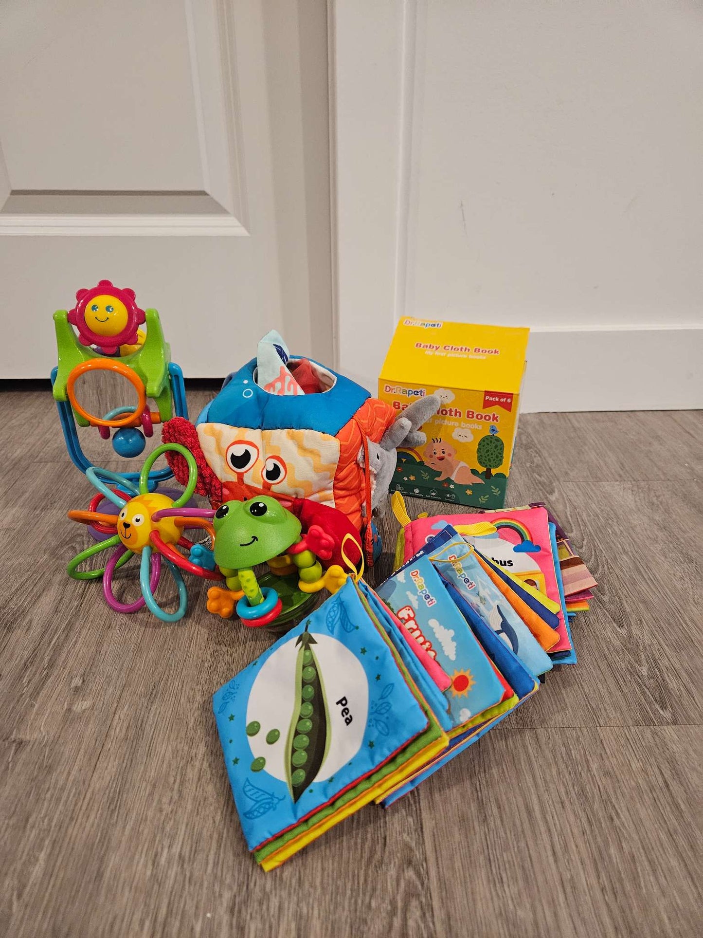 Infant toy bundle