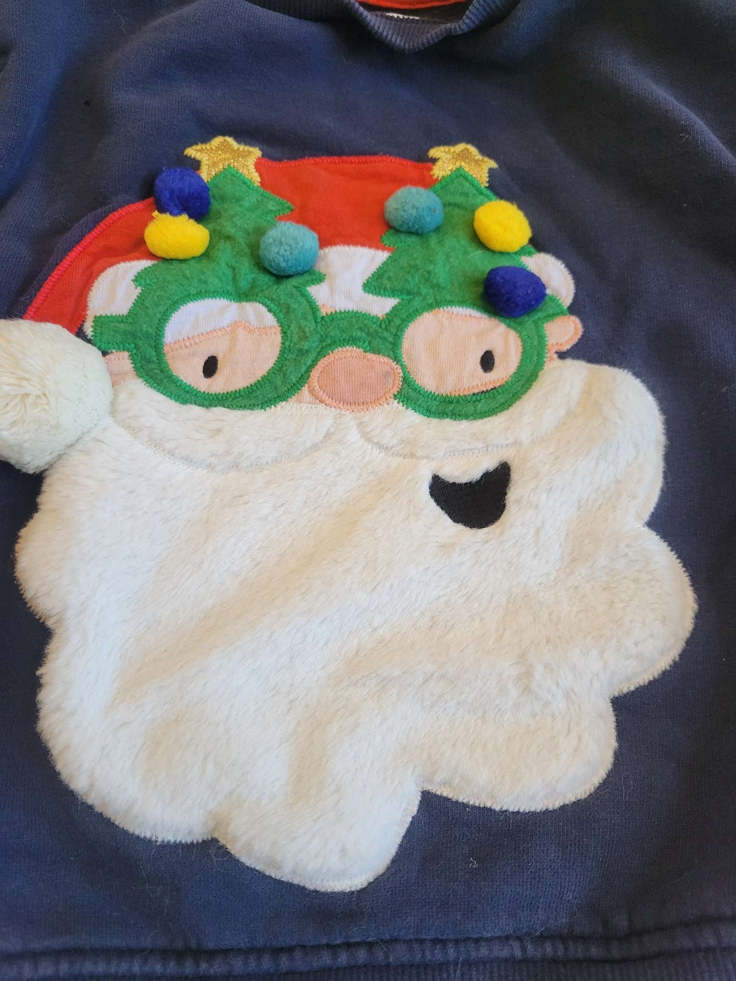 Christmas Santa Sweat Shirt - Fluffy Beard Size 3/4, Kids 3T