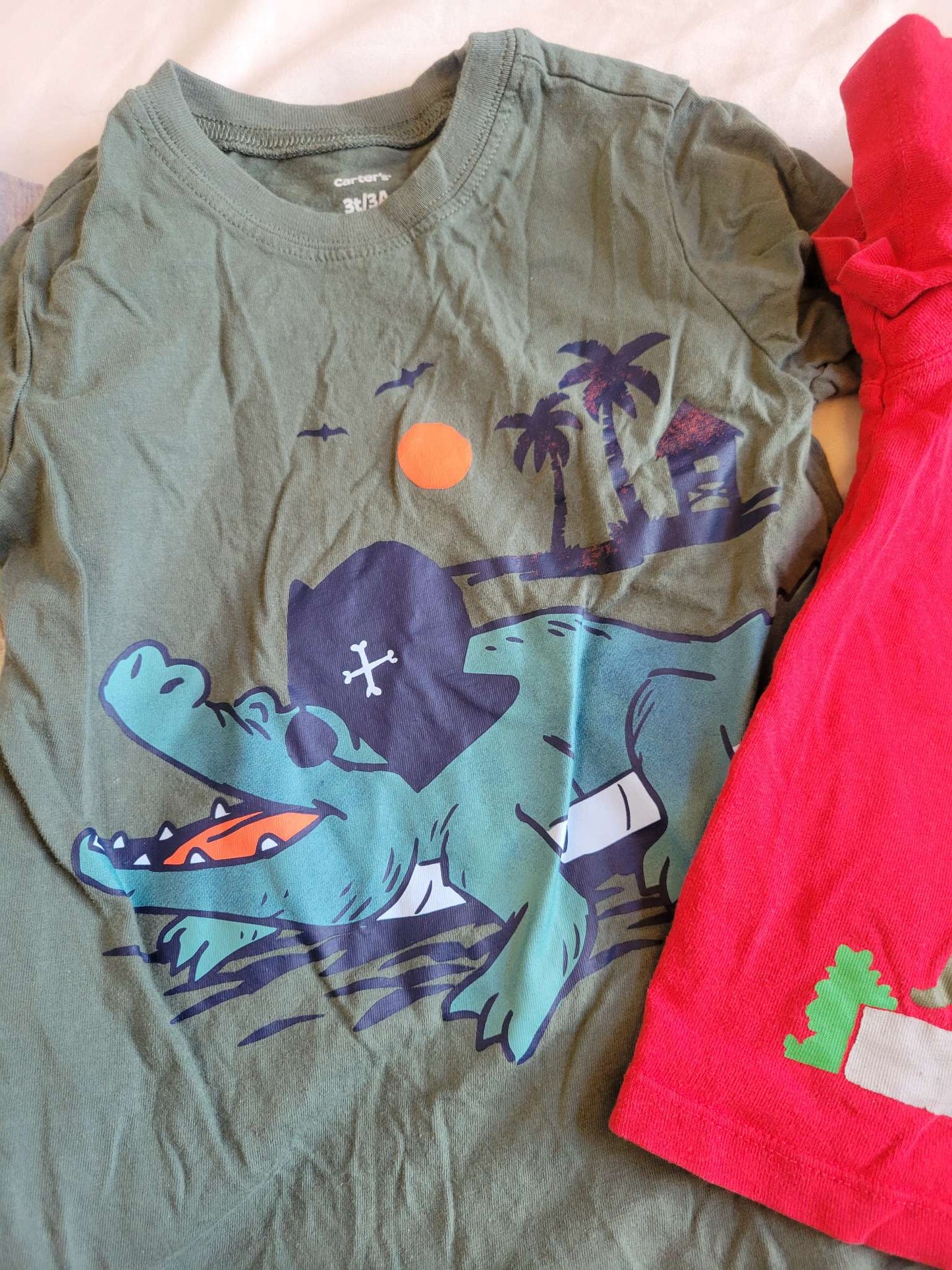 3 Short Sleeve Tshirts - Red Dino, Crocodile Pirate and Free Hugs - EUC , Kids 3T