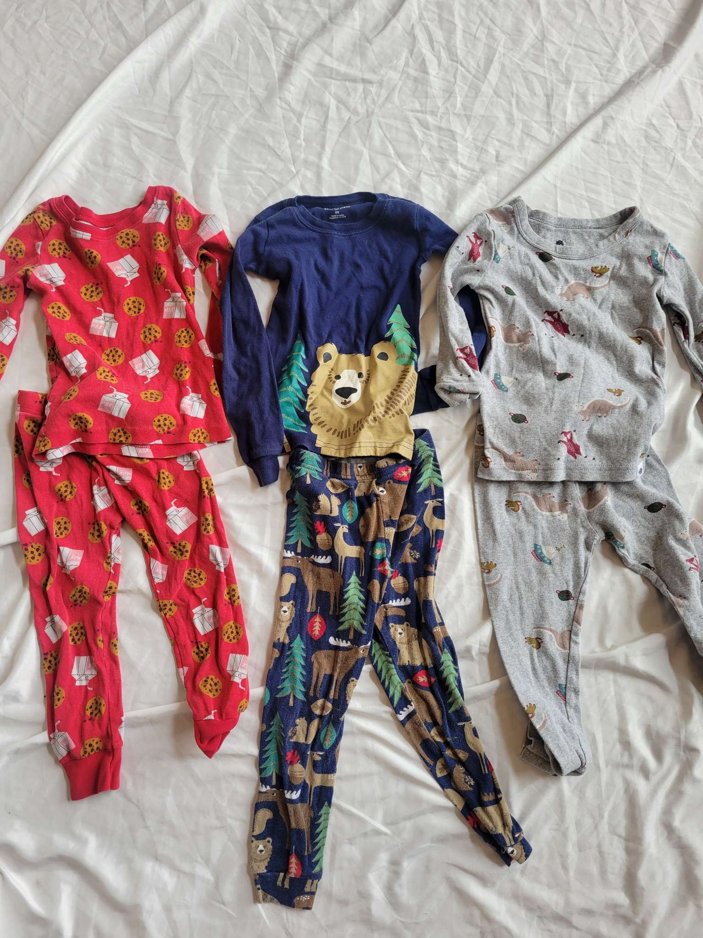 3 Pjs - Red Cookies & Milk, Bear/Woodland Animals & Dinos/Space - 3T, Kids 3T
