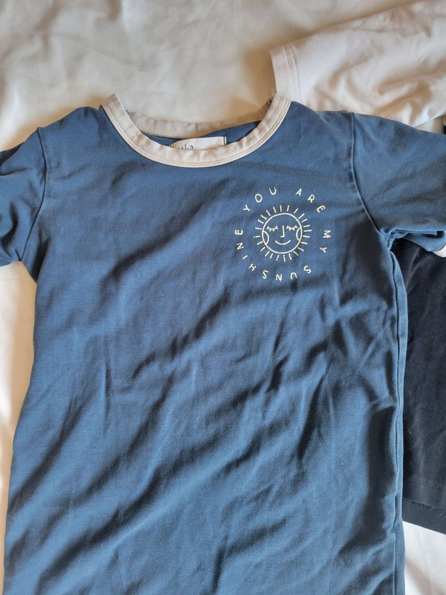 2 Little Rowe Shirts - "You are my Sunshine" & Black/White - Bamboo - 3T , Kids 3T