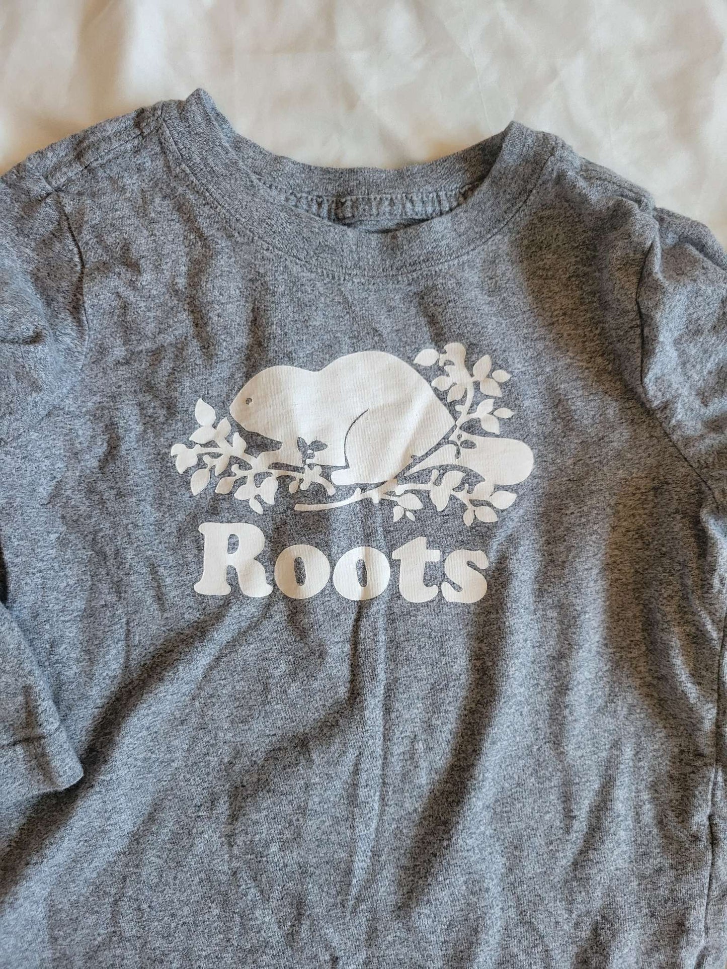 2 Long sleeve shirts - Roots Beaver / Lola Taylor Moose , Kids 3T