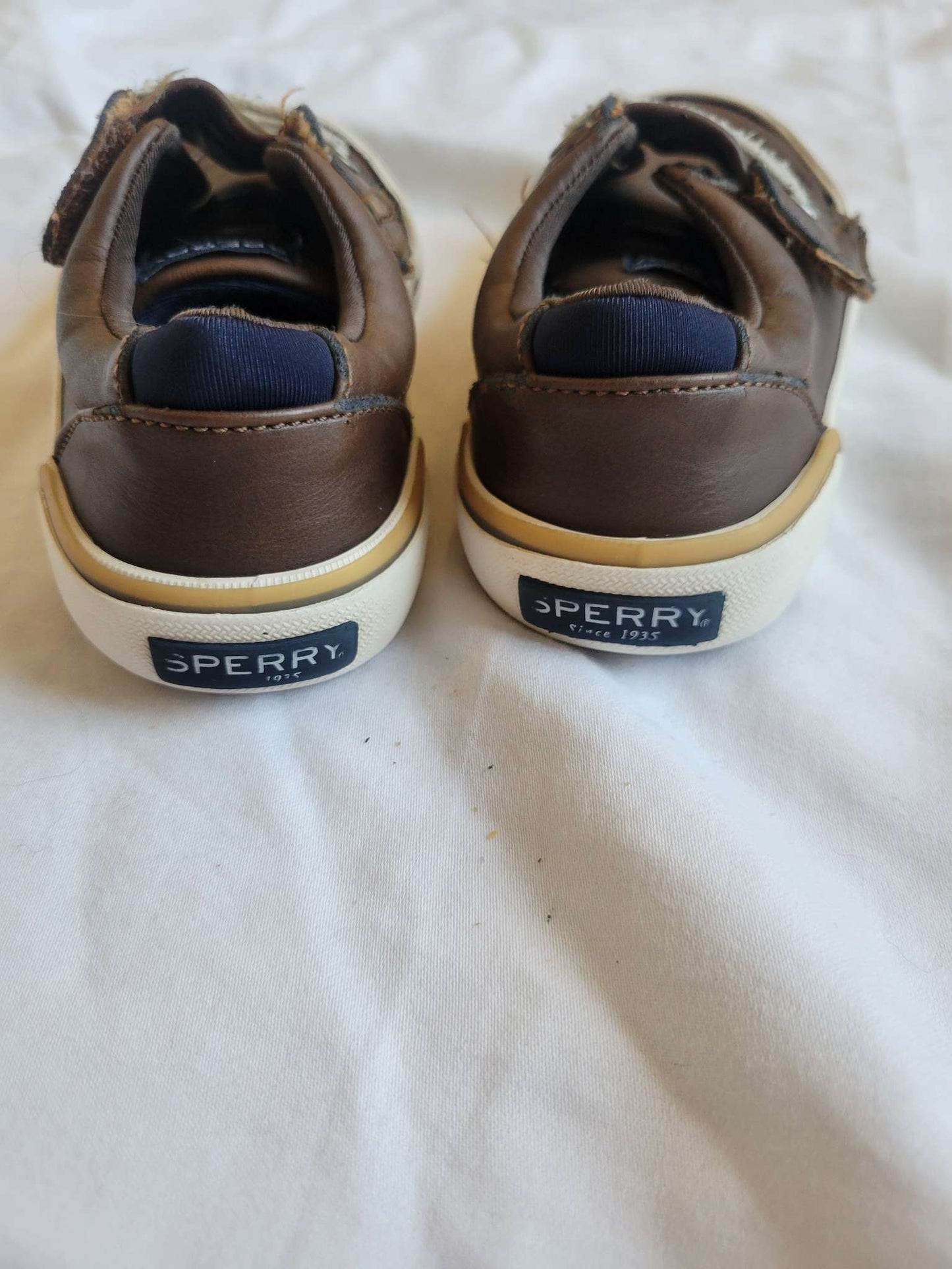 Sperry Brown Velcro Shoes - 9 size, Shoes 9 (Toddler:2-4yr)