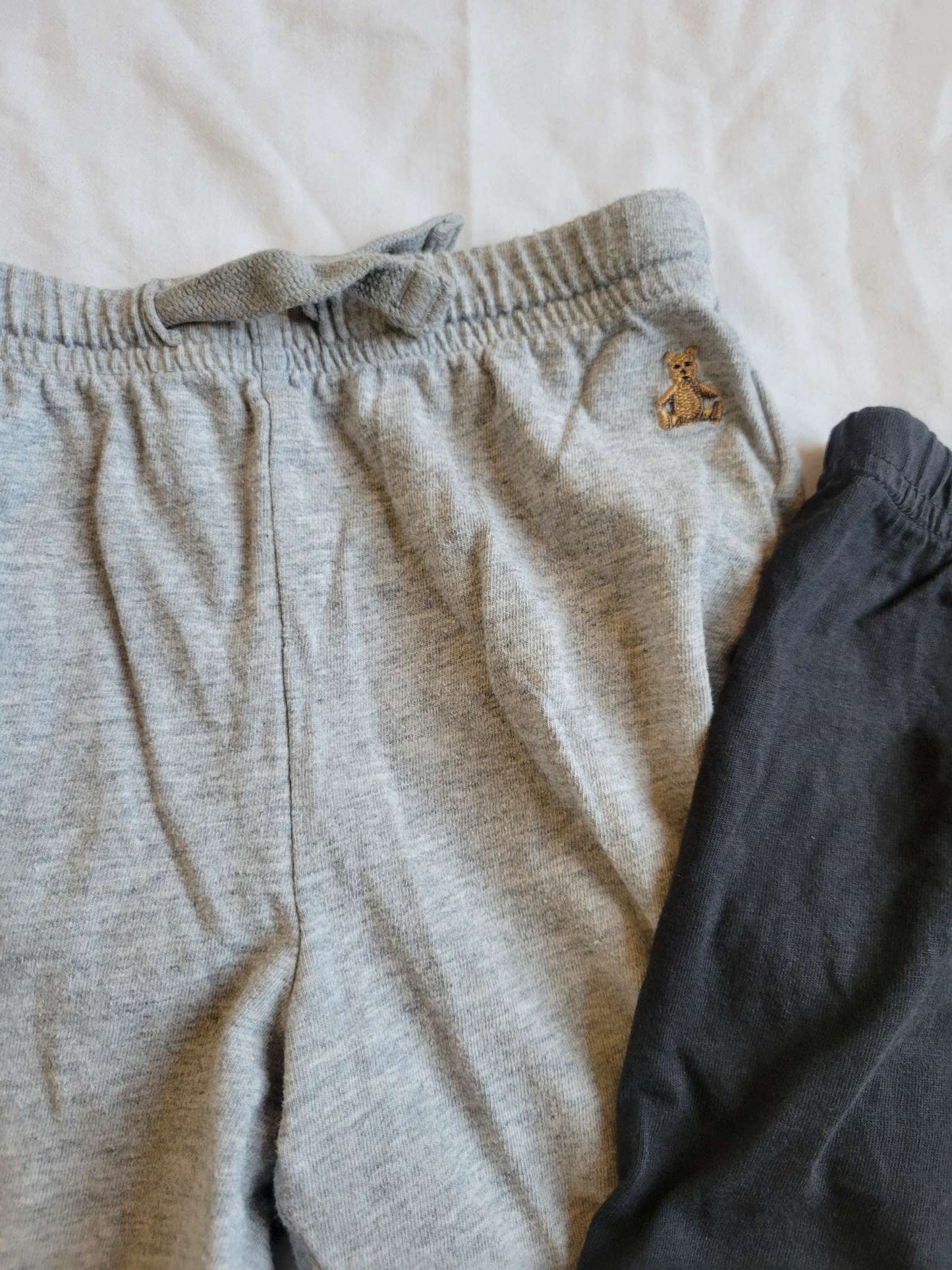 3 Pairs of Shorts - Black Van/Green Cactus/Gray Gap - 3T, Kids 3T