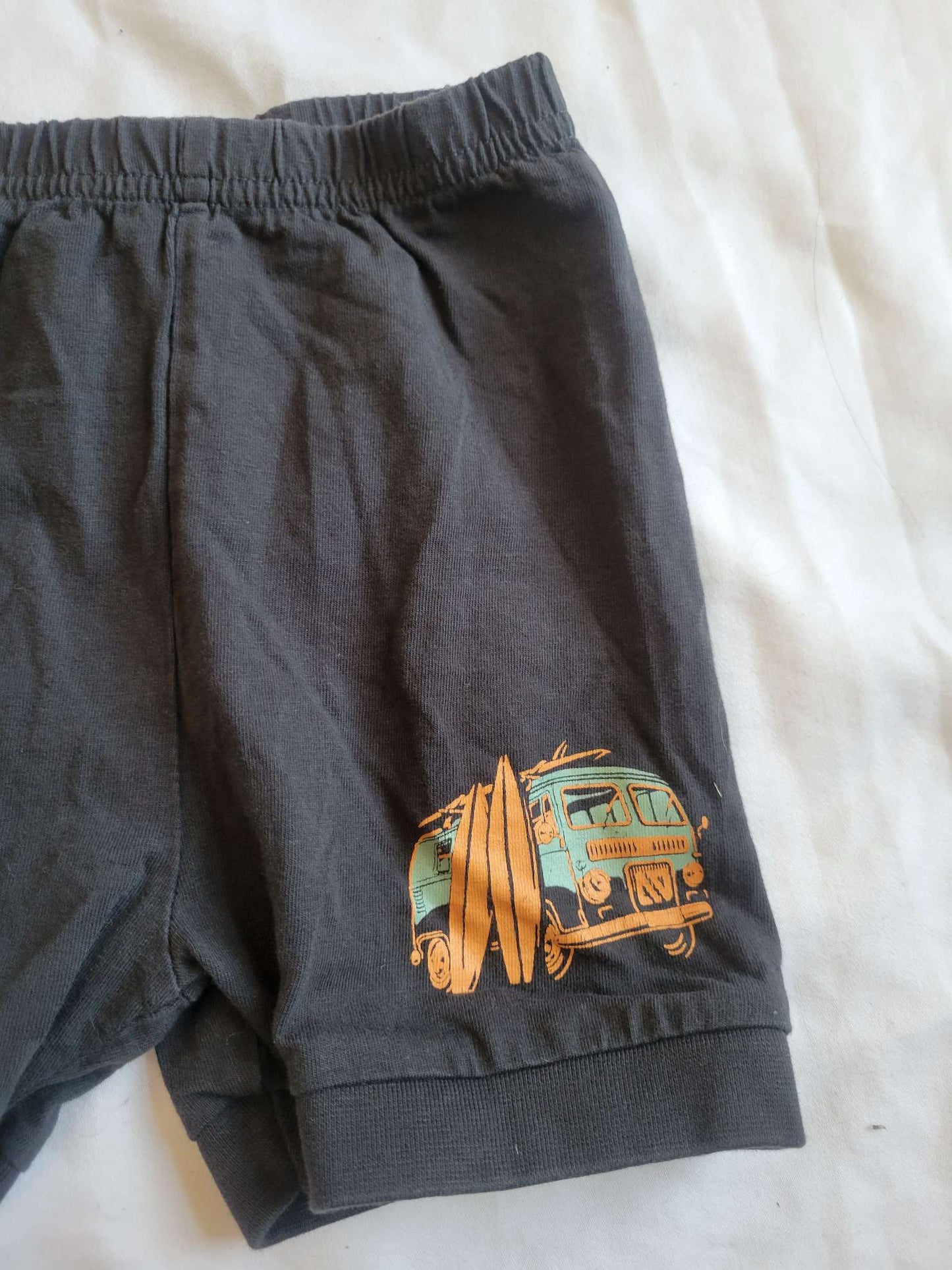 3 Pairs of Shorts - Black Van/Green Cactus/Gray Gap - 3T, Kids 3T