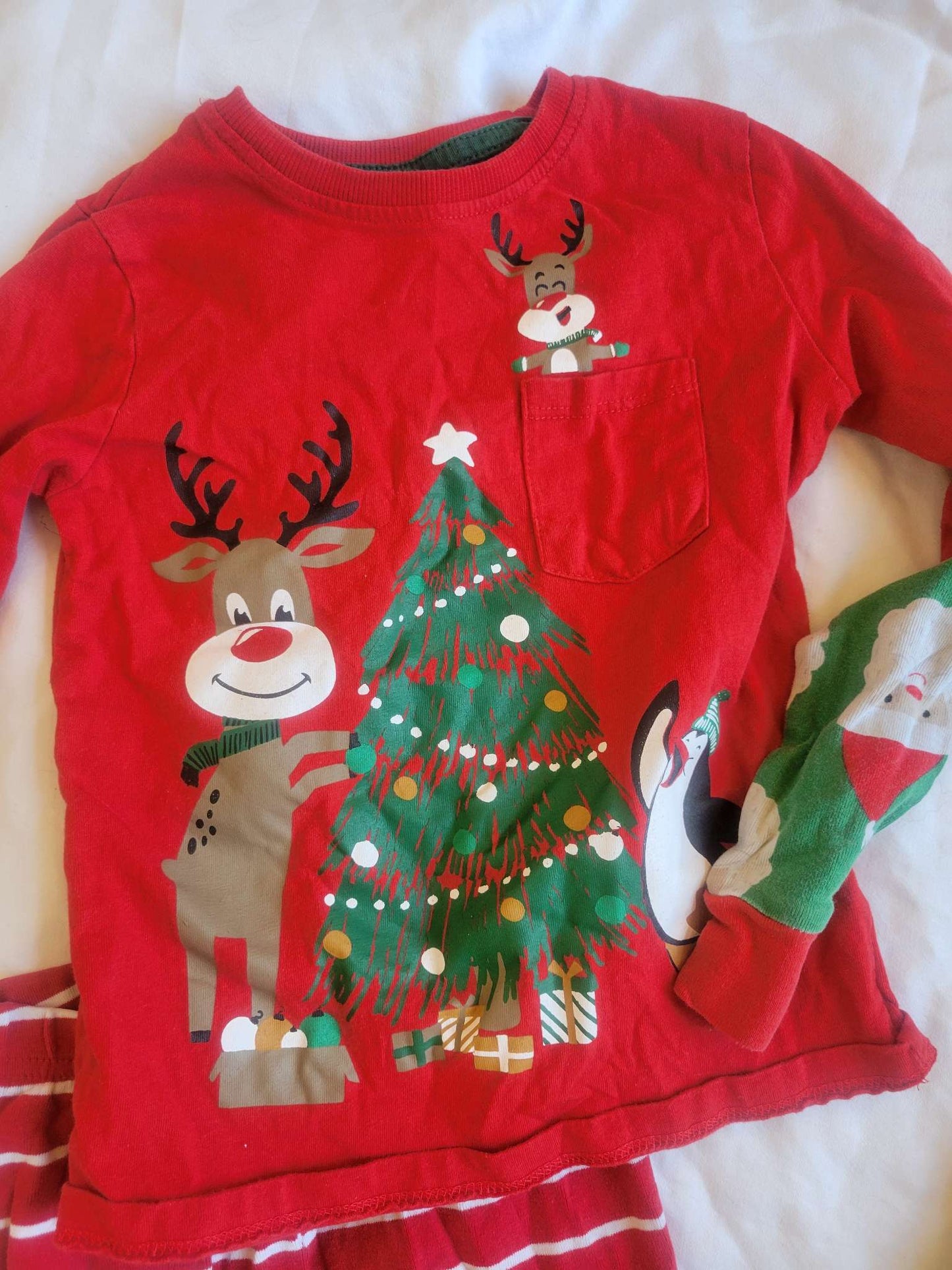 Christmas Bundle - Green Santa/Reindeer Pjs, Red Reindeer Shirt / red pj pants - 3T, Kids 3T