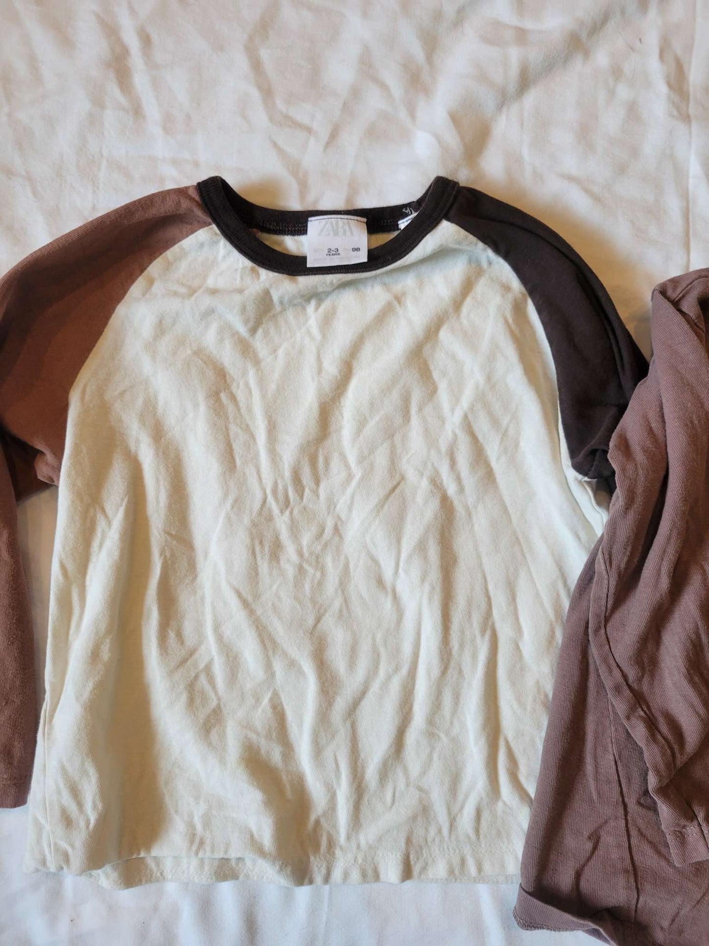 2 Long Sleeves - Zara "Hey Mate" and "White with brown Sleeves" Size 2/3, Kids 2T