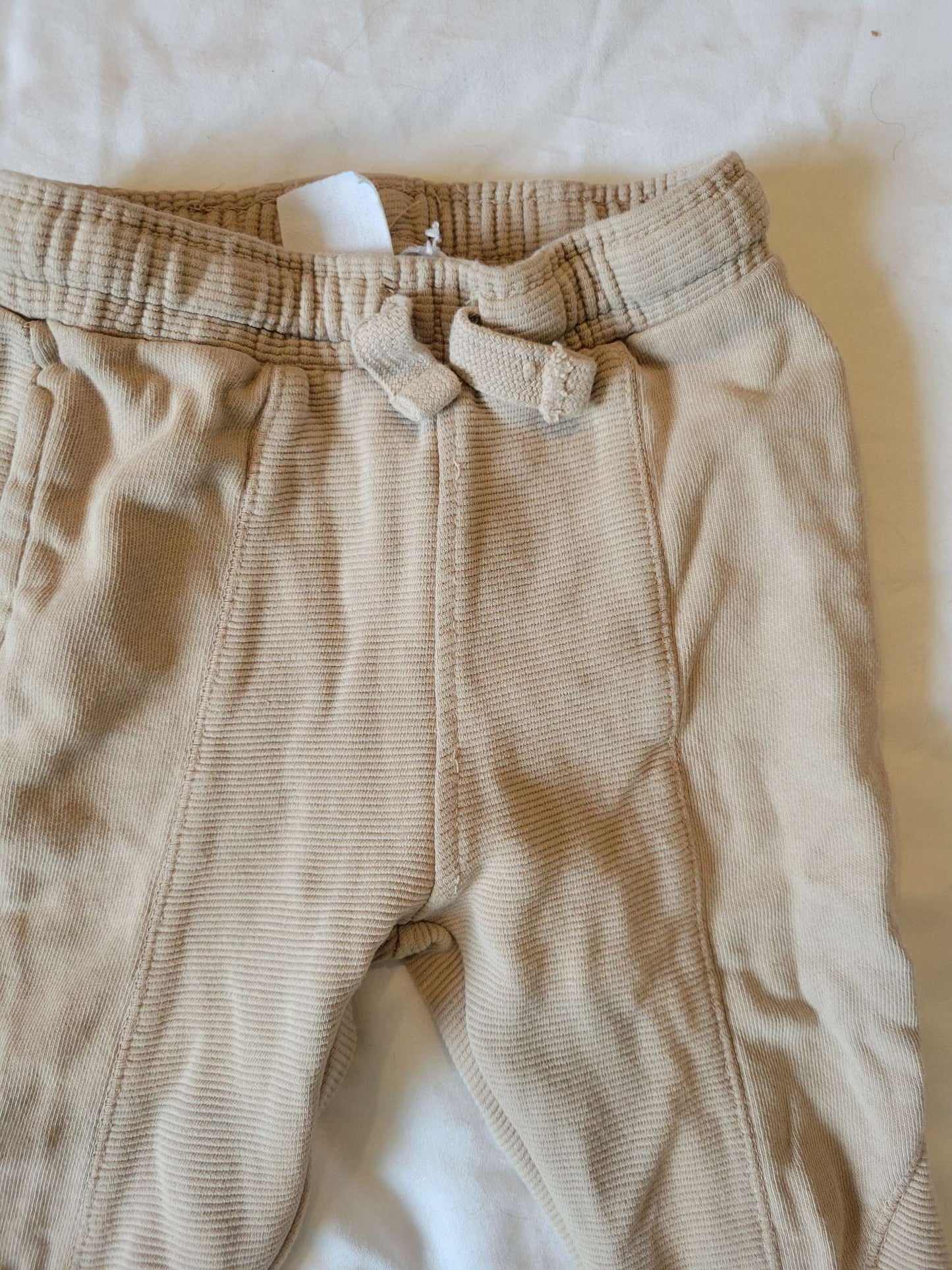 2 pairs of Zara Pants - Beige and Light Blue/Gray - Size 2/3 - Excellent Used condition, Kids 2T