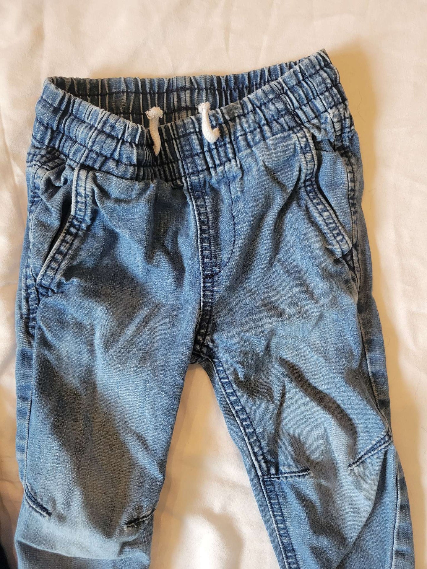 2 Pants - Blue Carters and Pull on jeans H&M - Both 2T , Kids 2T