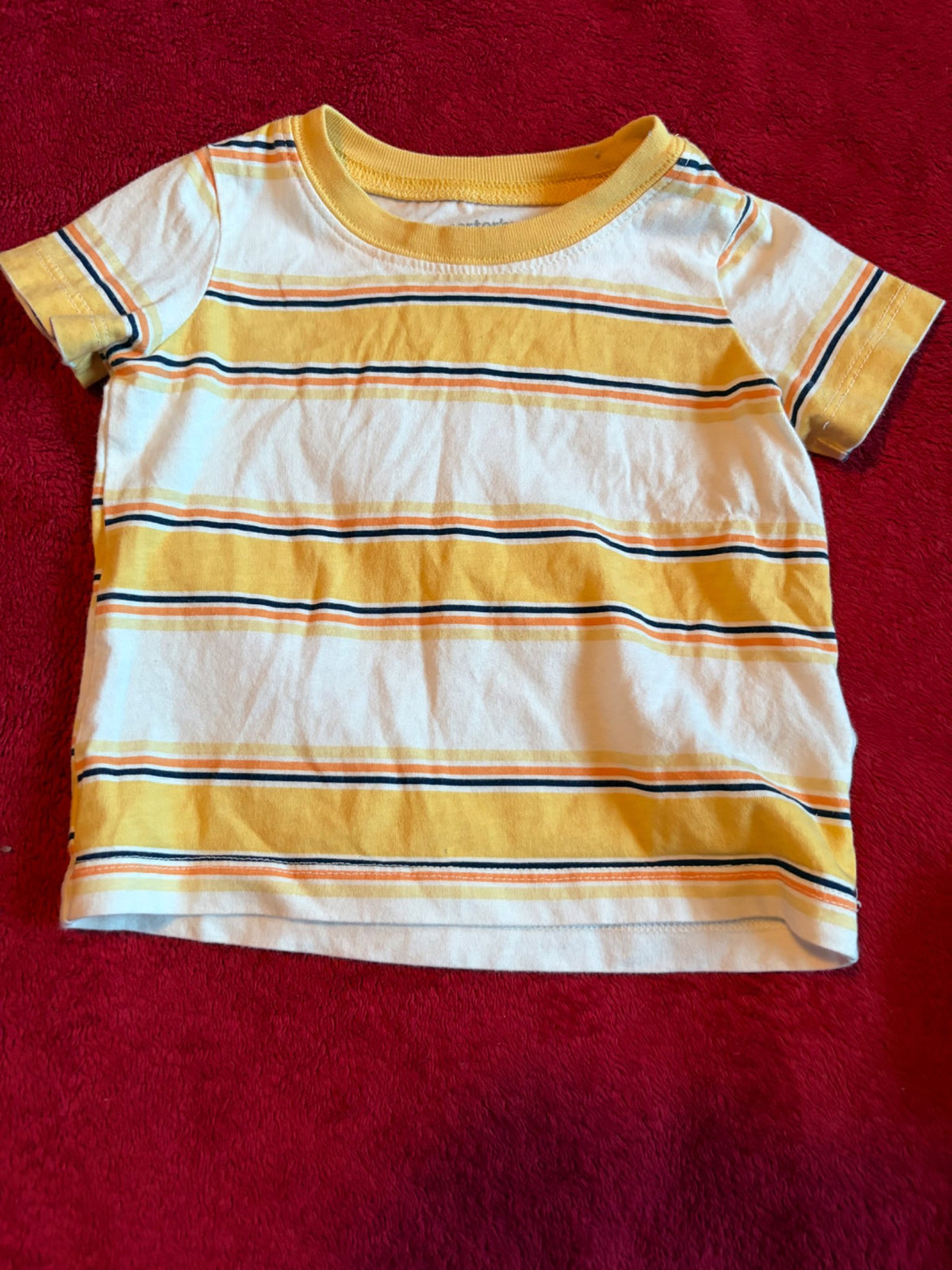 2pc Carters Yellow T-Shirt Bundle 9m, Kids 9 Month (6-9M)