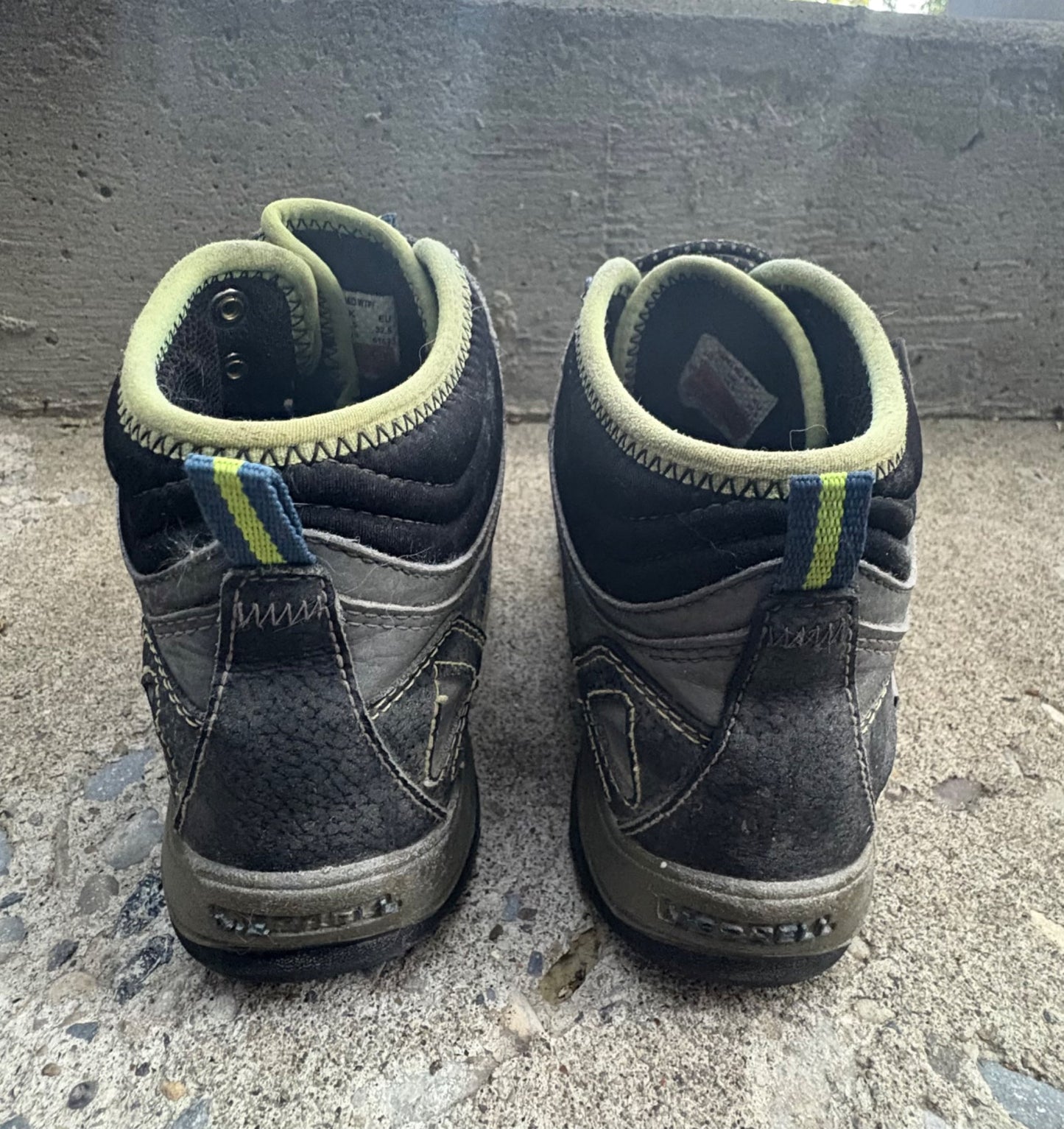 Merrell hiking boots , Shoes 1 (Kids:4-8yr)