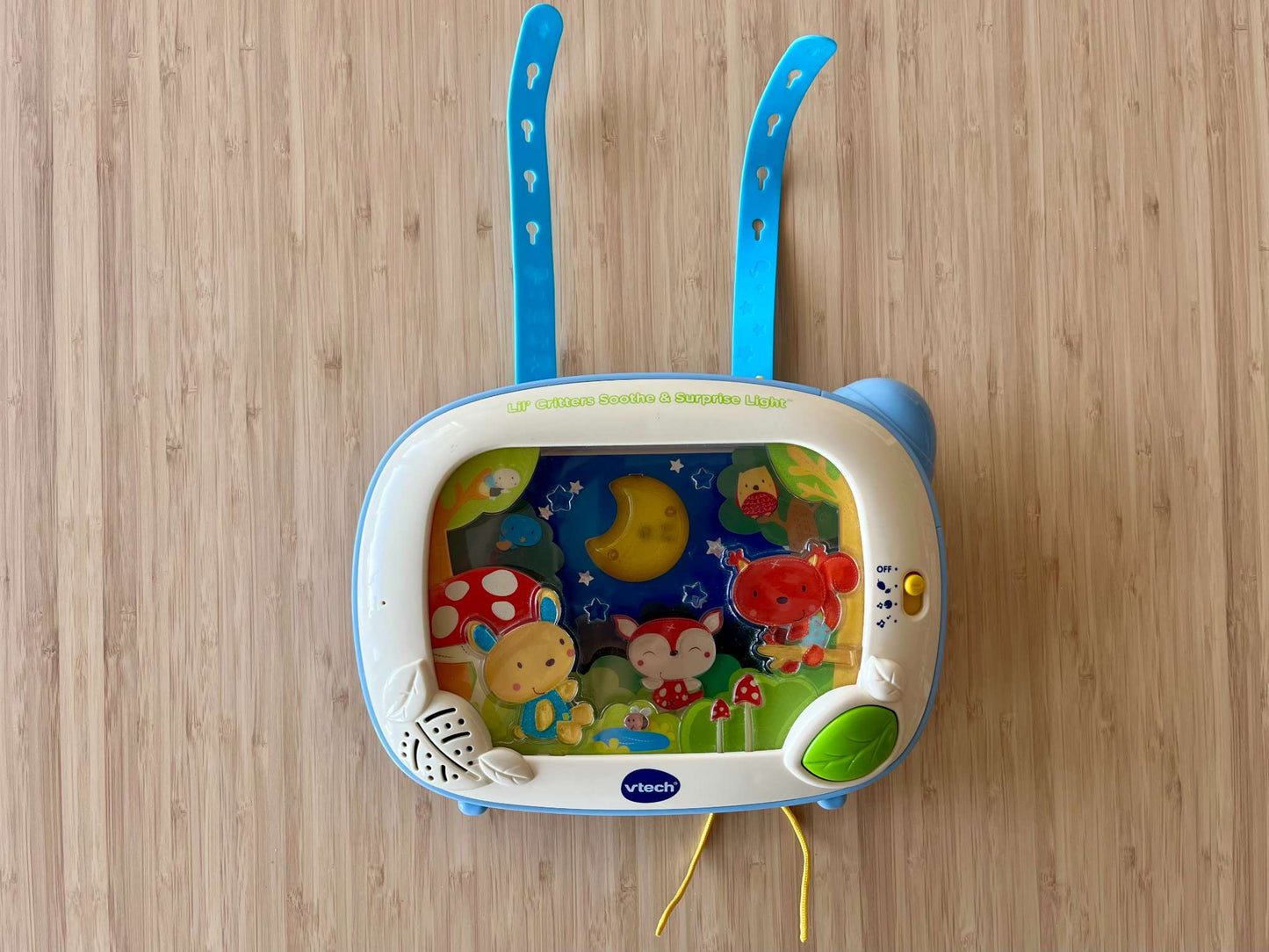 Lil' Critters Soothe & Suprise Light™ crib attachment by VTech