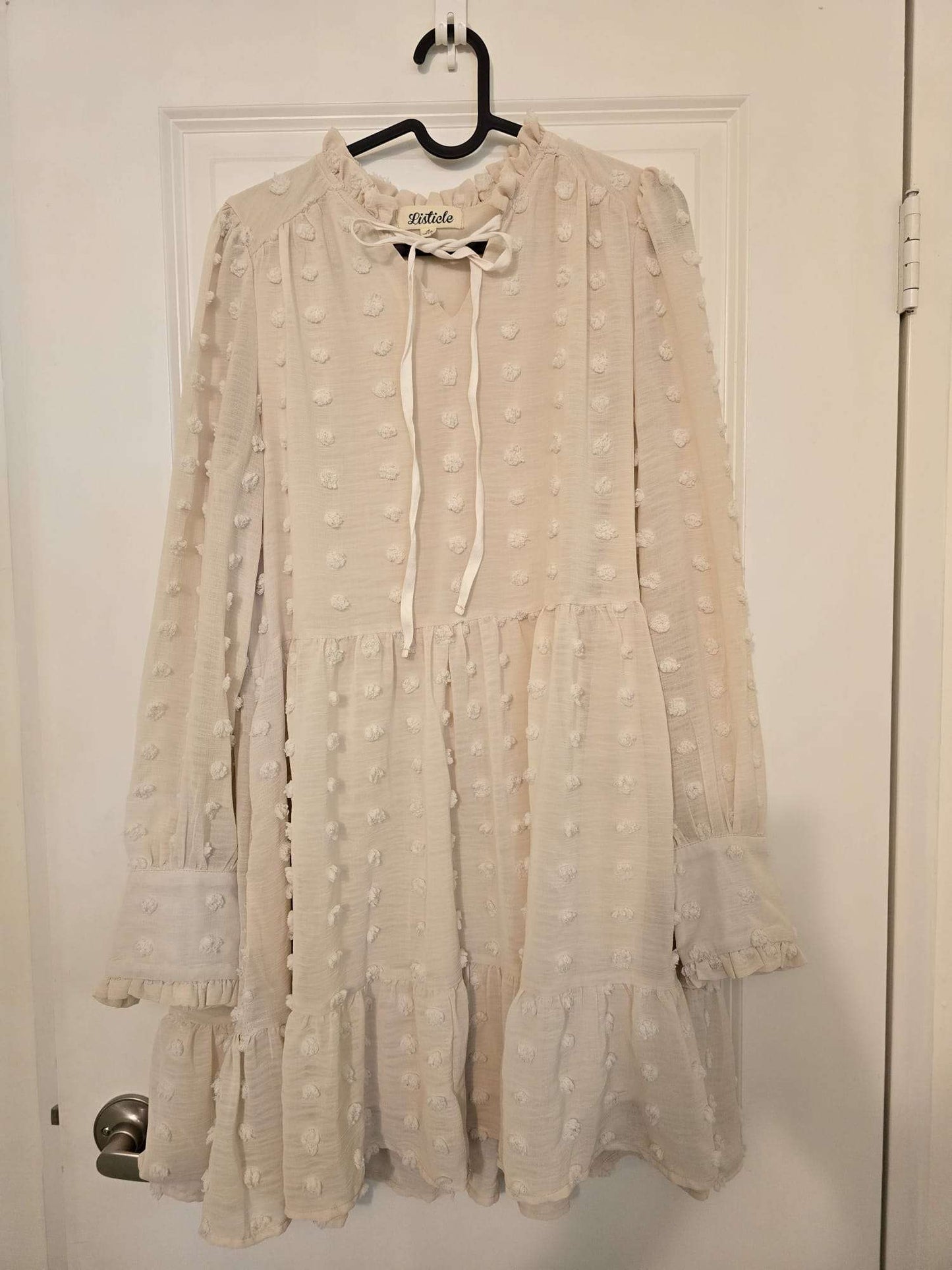 Listiele Swiss dot chiffon dress Size S Cream , Maternity S (4-6)