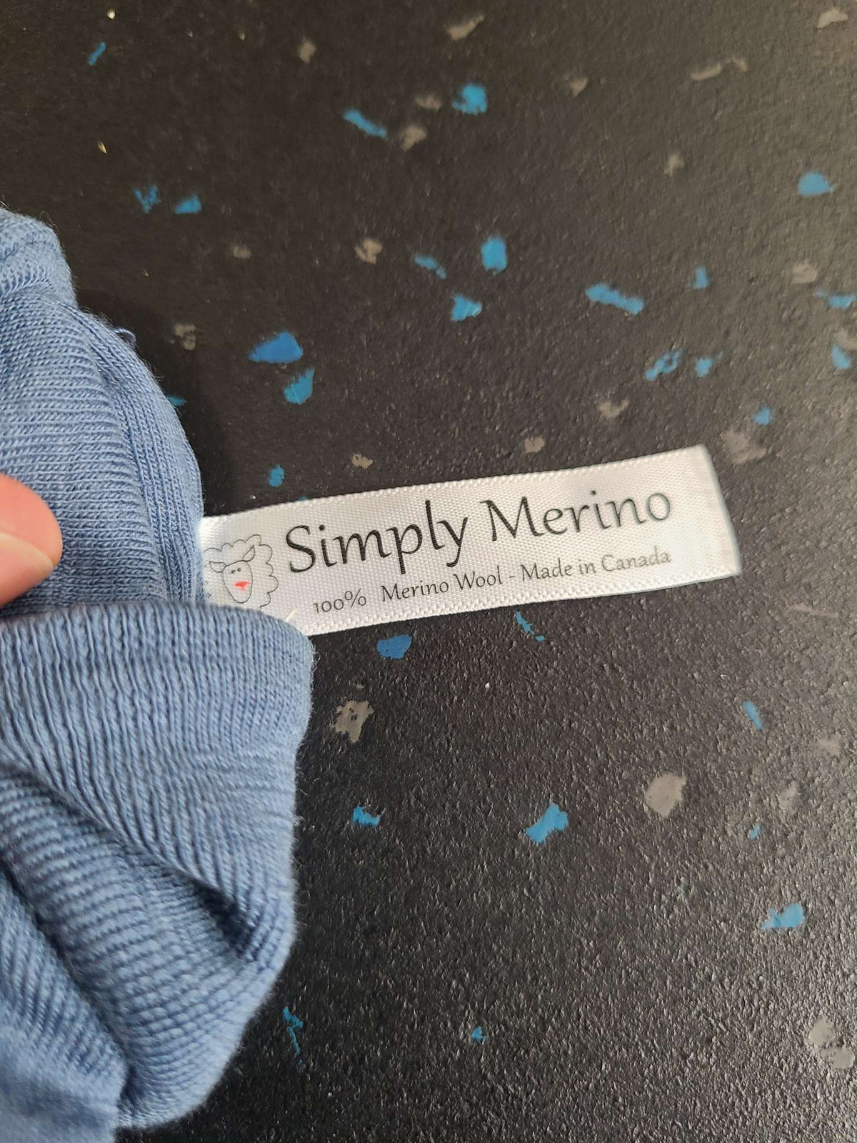 Simple Merino Neck warmer, size small