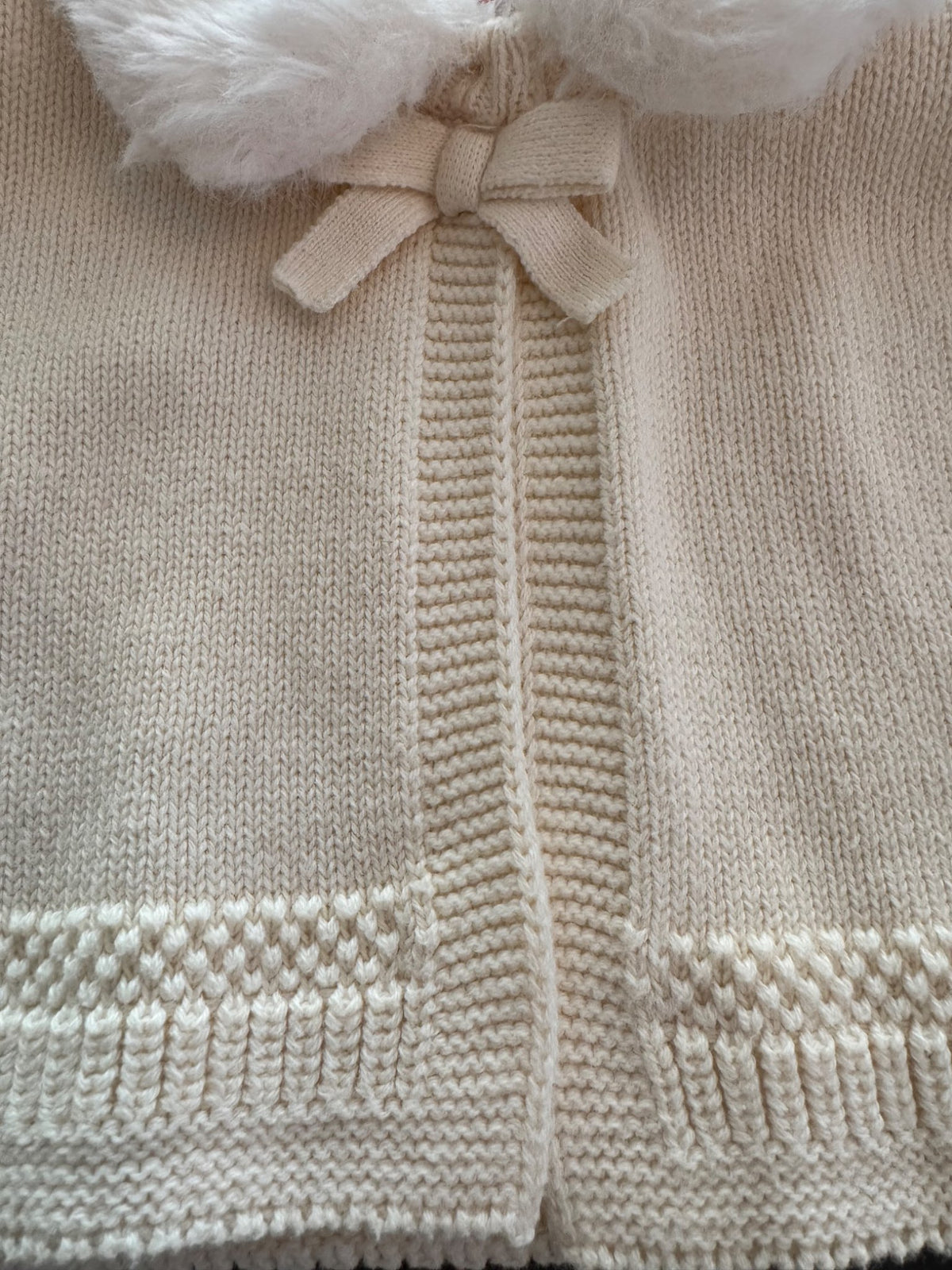 Sweet cropped cardigan with faux fur collar. 12 to 18 months. Girls.