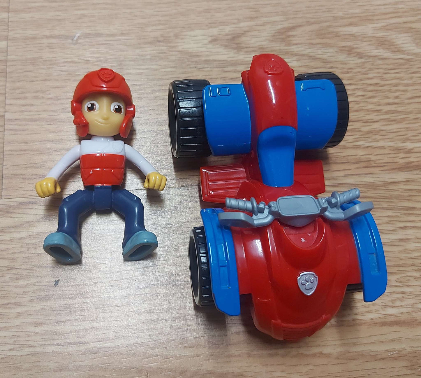 Paw Patrol - Ryder Figure + rescue ATV