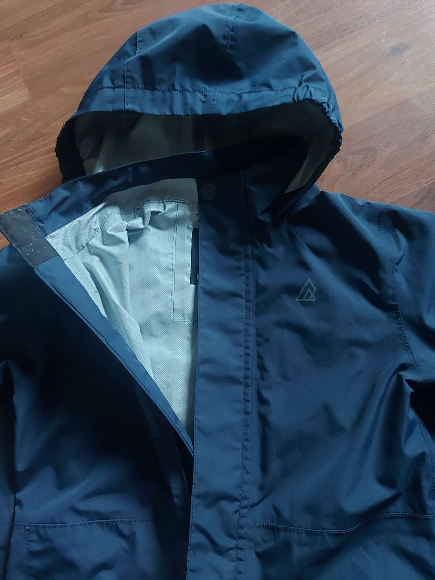 Ripzone One piece Rain Suit - Size 5T (Retails for 80$), Kids 5/5T (extra small)