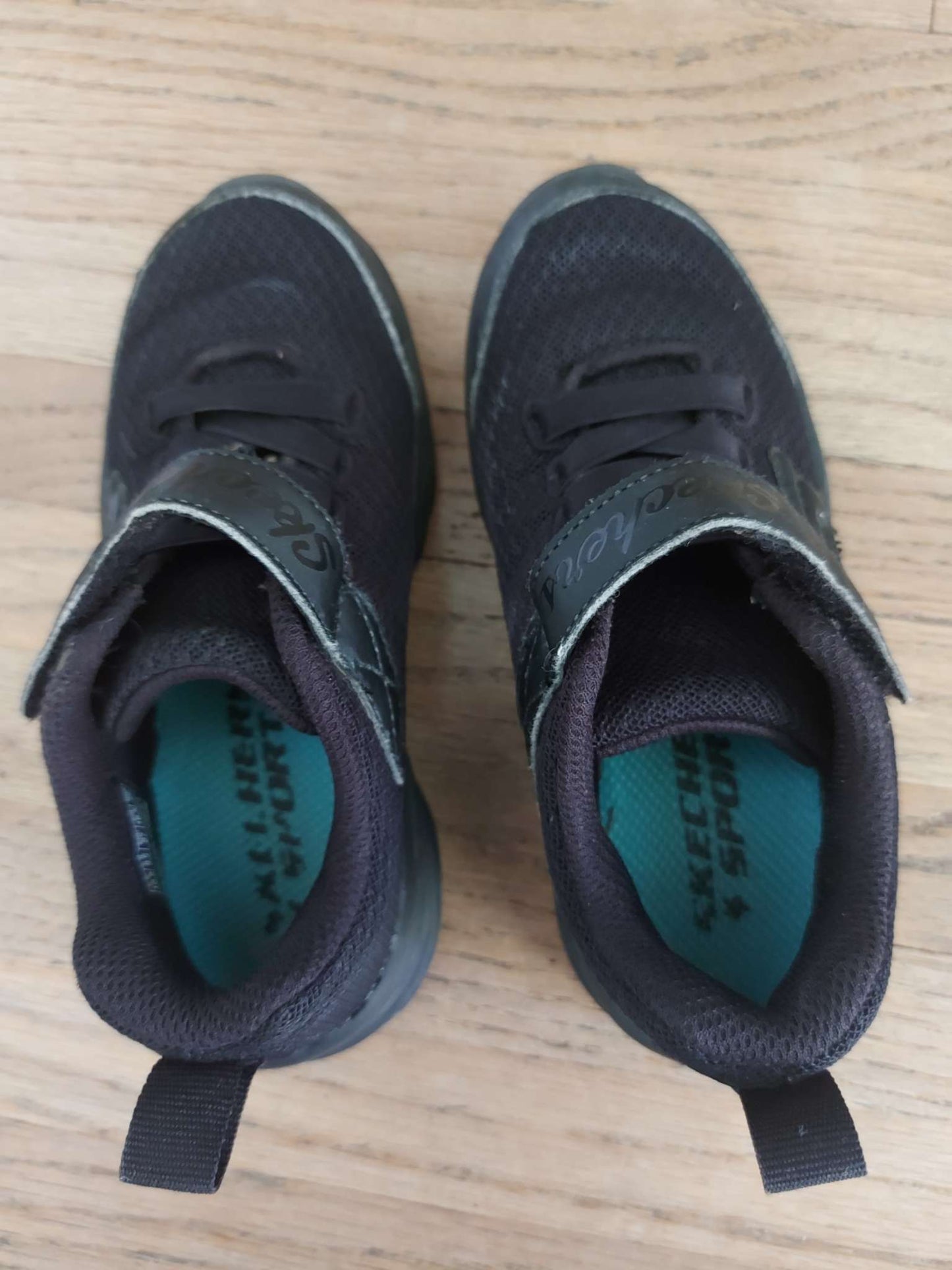Skechers Size 11 US, Shoes 11 (Toddler:2-4yr)