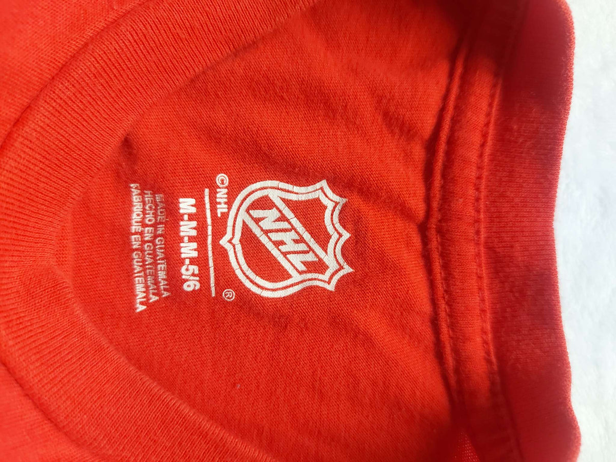 NHL Calgary Flames T-shirt - Size M (5/6), Kids 5/5T