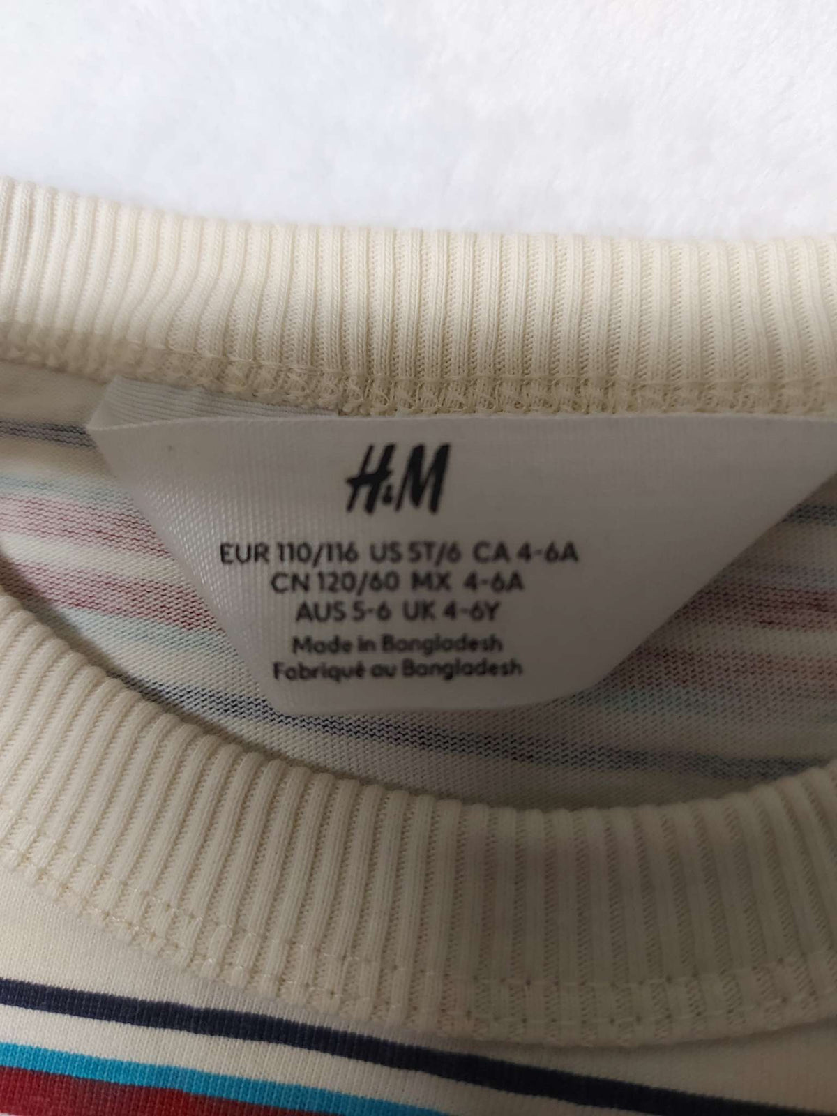 H&M Long sleeve t-shirt ( Size 4-6A), Kids 4/4T