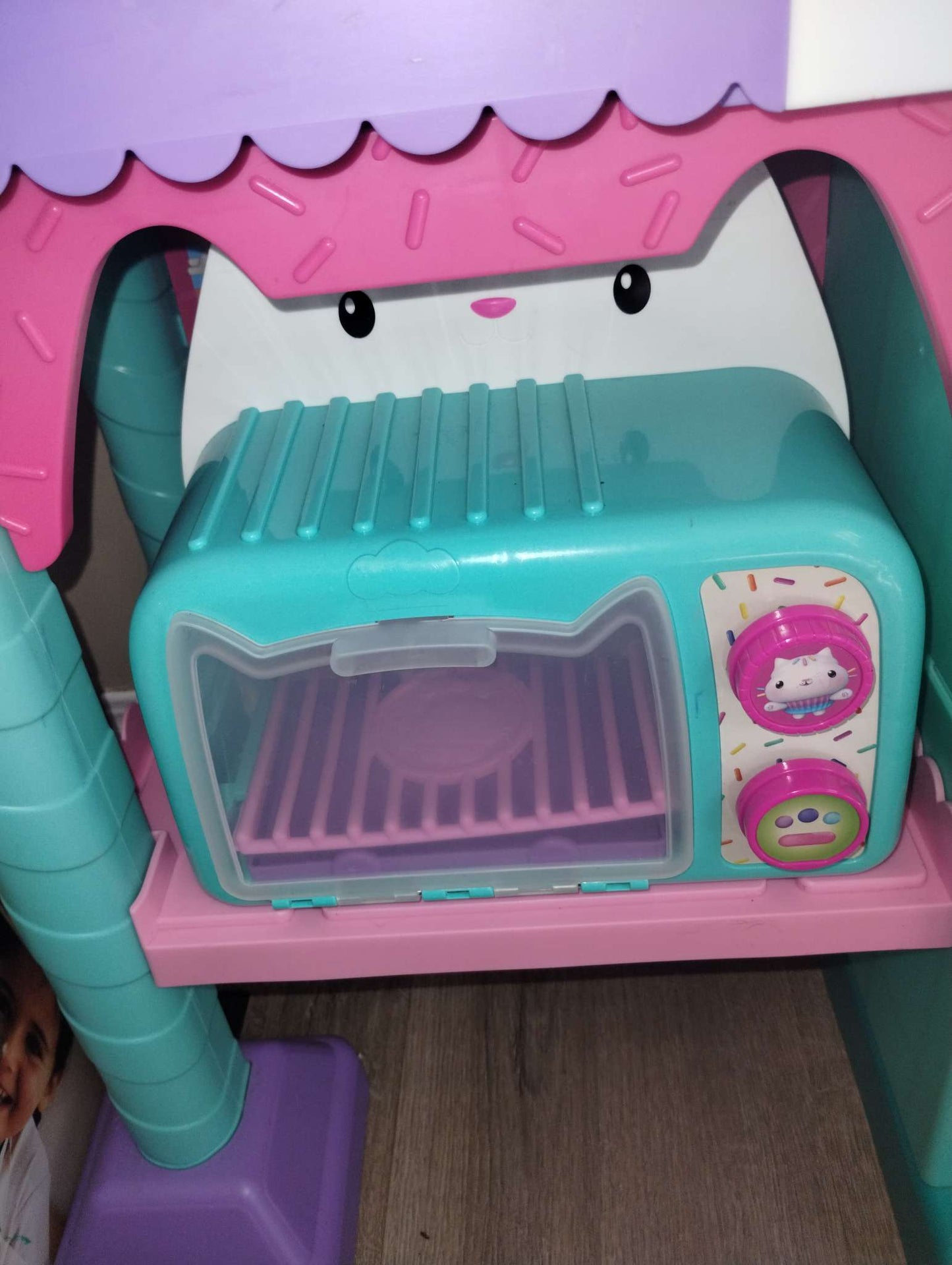 Gabby dollhouse kitchen and toaster oven